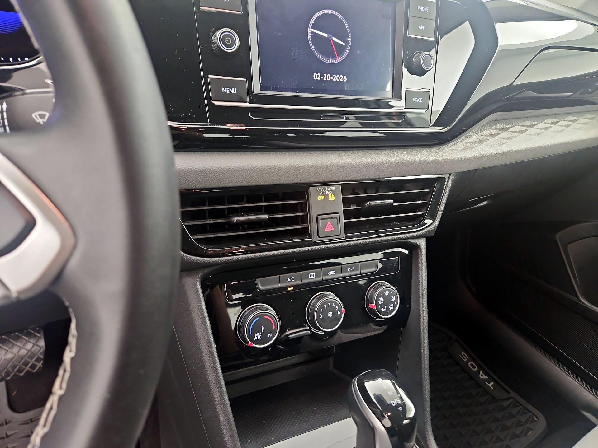 Thumbnail: 2024 Volkswagen Taos - 14