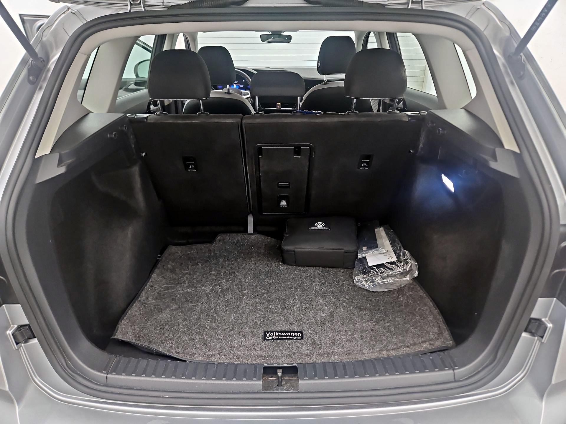 Thumbnail: 2024 Volkswagen Taos - 17