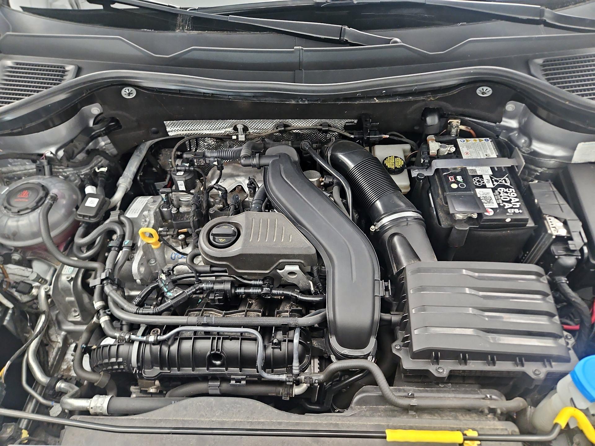 Thumbnail: 2024 Volkswagen Taos - 18