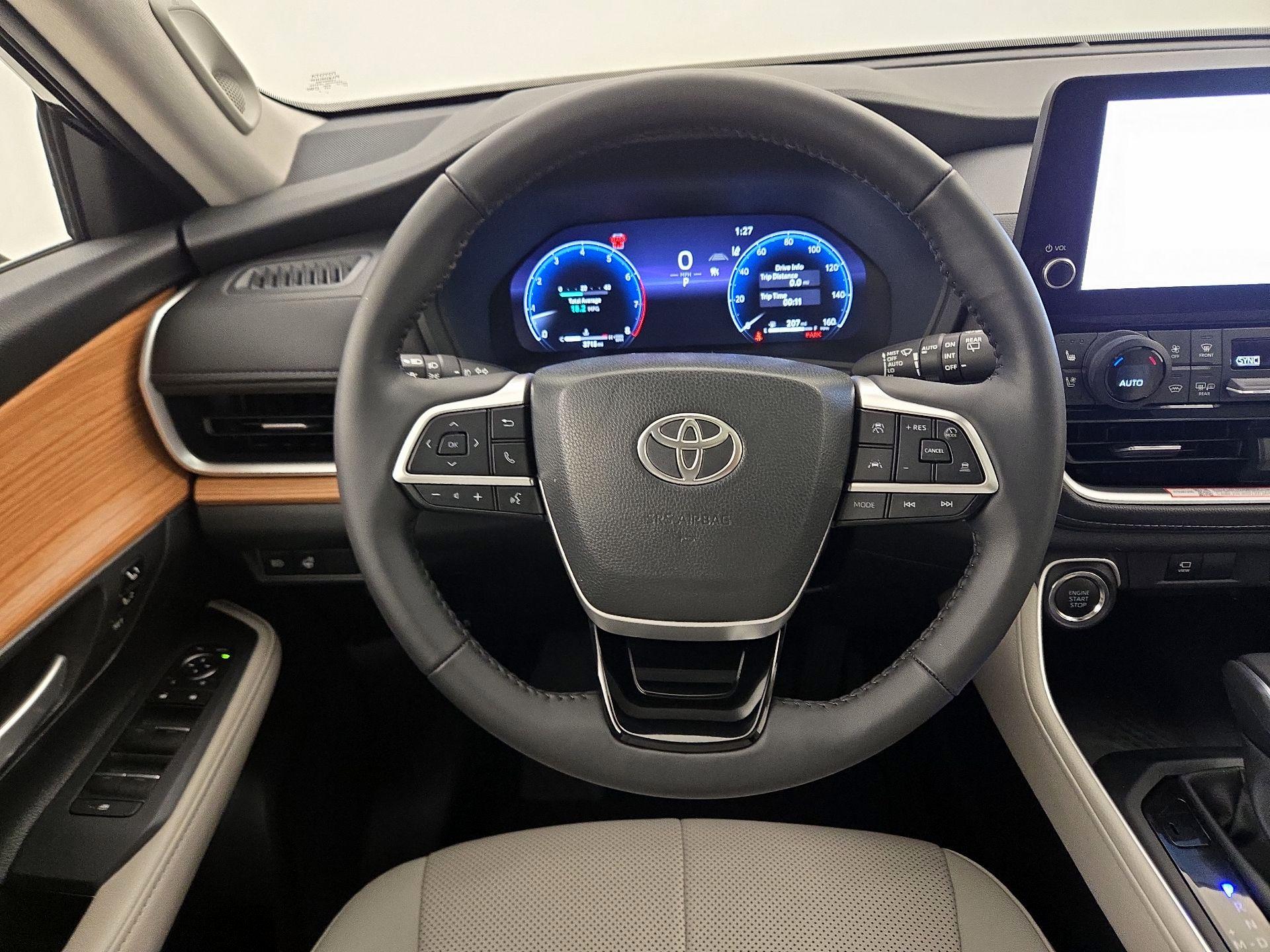 Thumbnail: 2026 Toyota Grand Highlander - 10