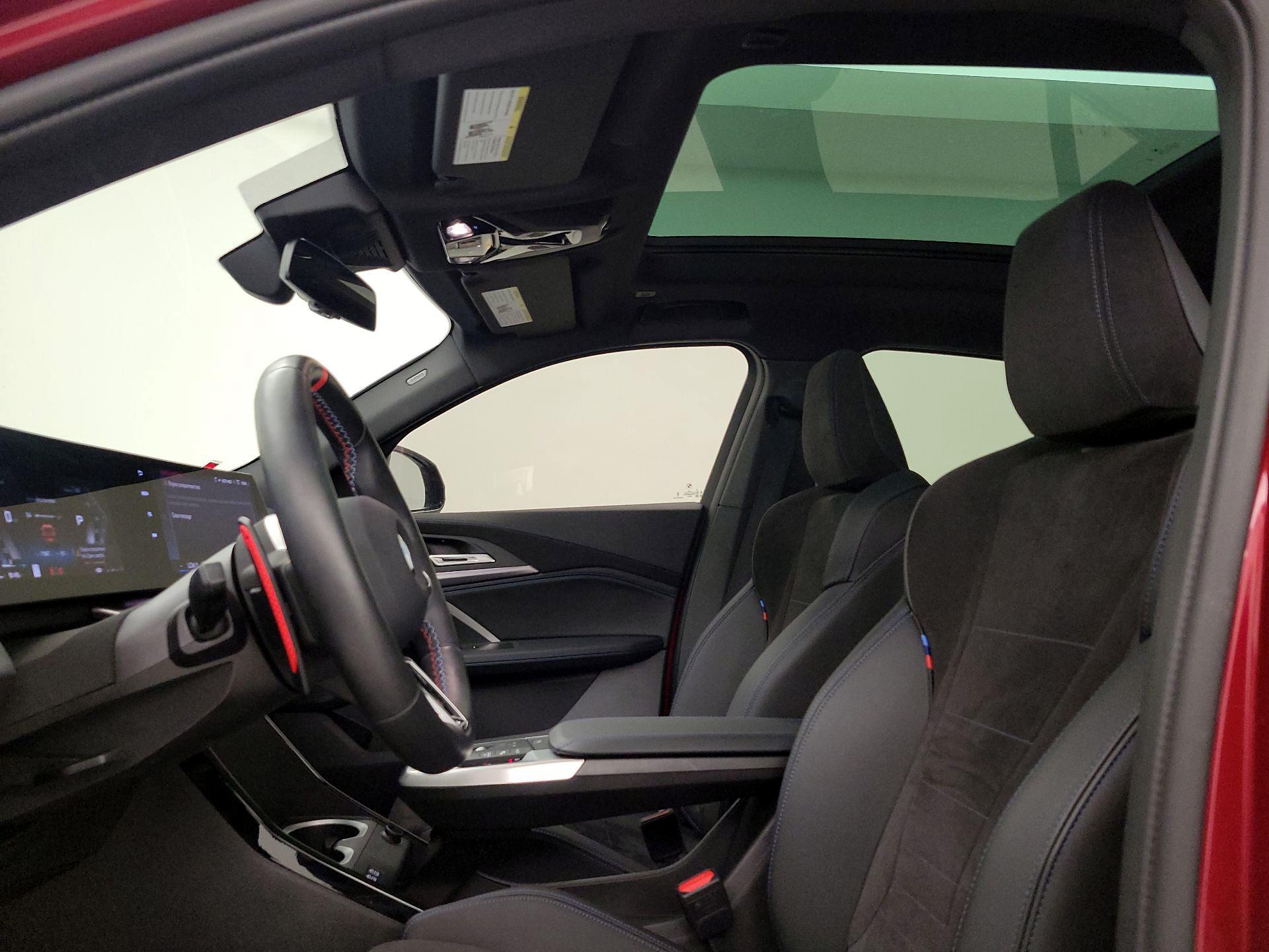 Thumbnail: 2025 BMW X2 - 18