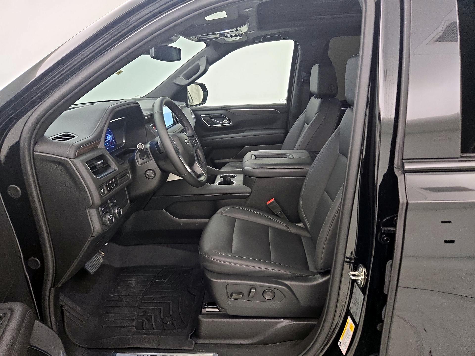 Thumbnail: 2023 Chevrolet Tahoe - 11