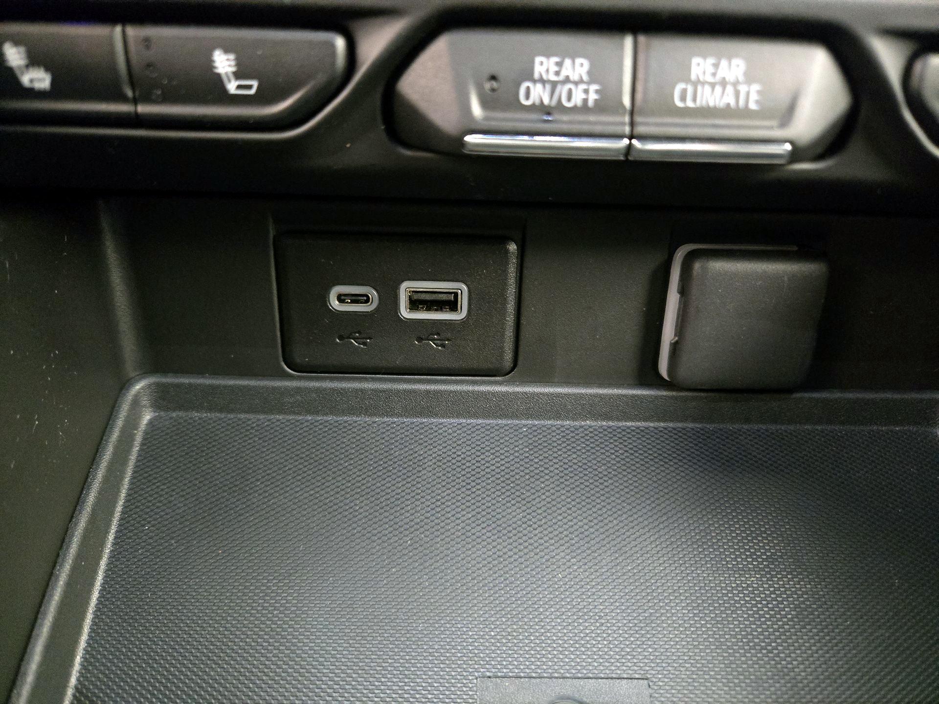 Thumbnail: 2023 Chevrolet Tahoe - 19