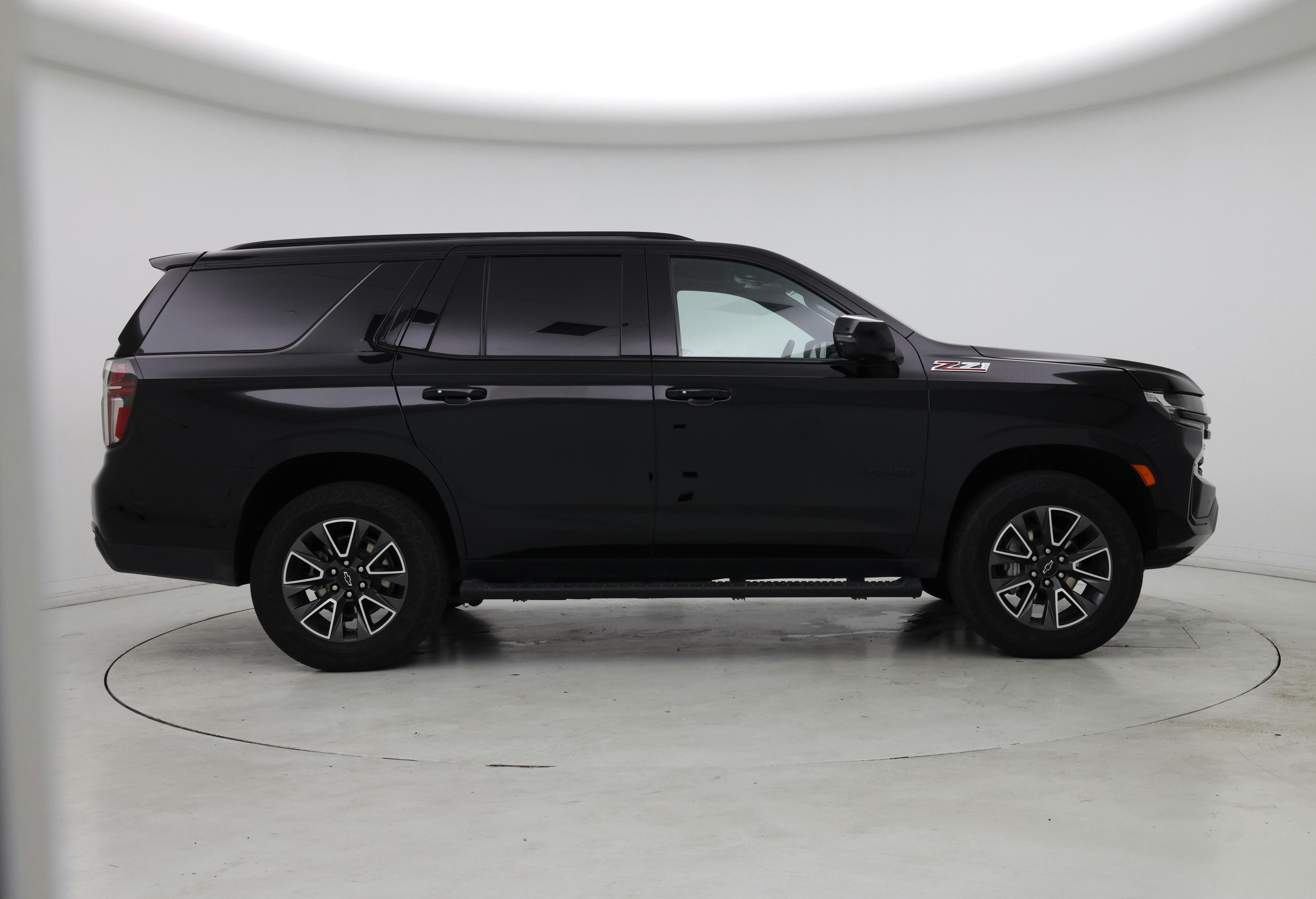 Thumbnail: 2023 Chevrolet Tahoe - 7