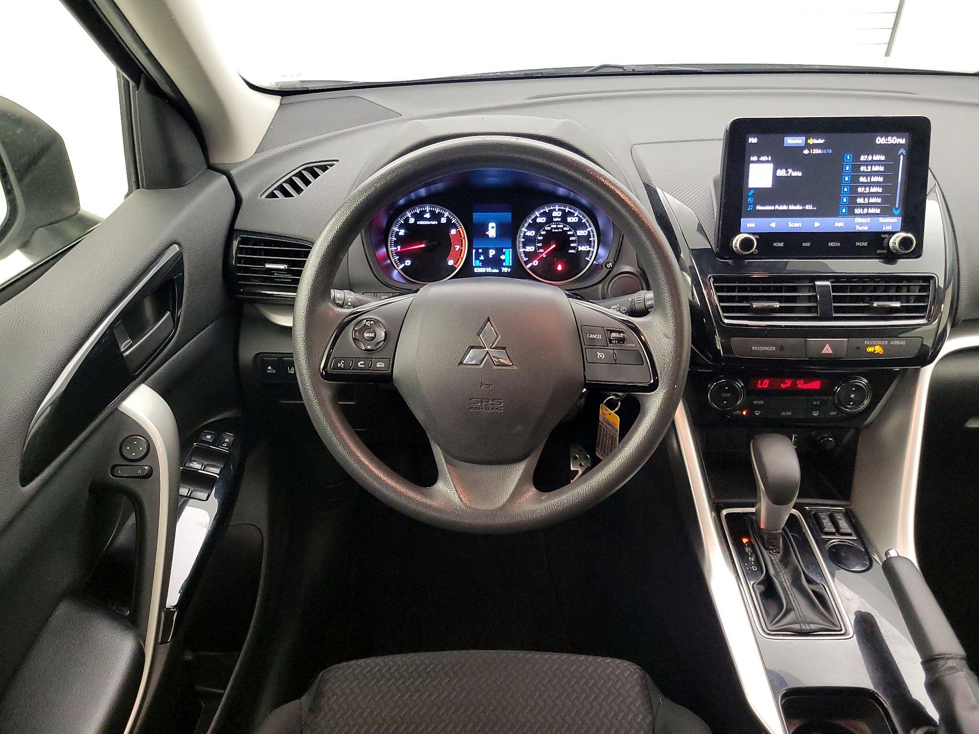 Thumbnail: 2022 Mitsubishi Eclipse Cross - 10