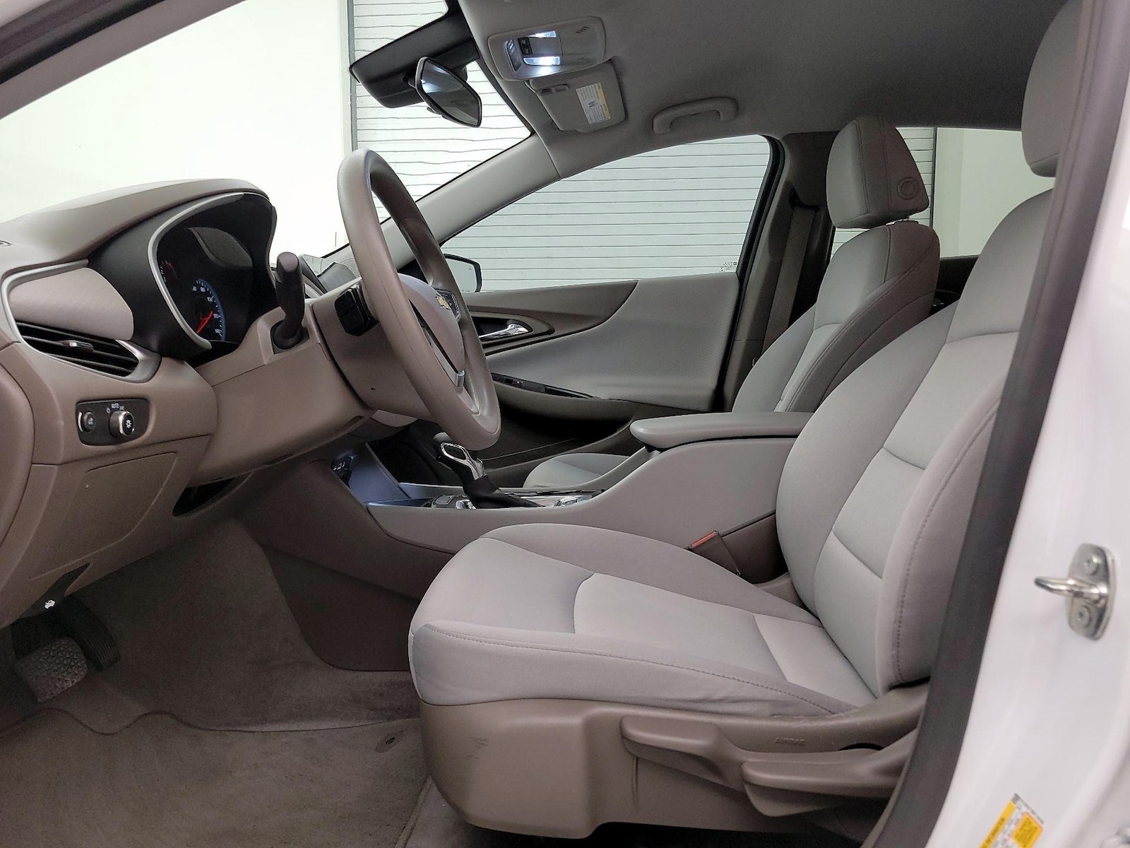 2024 Chevrolet Malibu 1LS - Photo 12