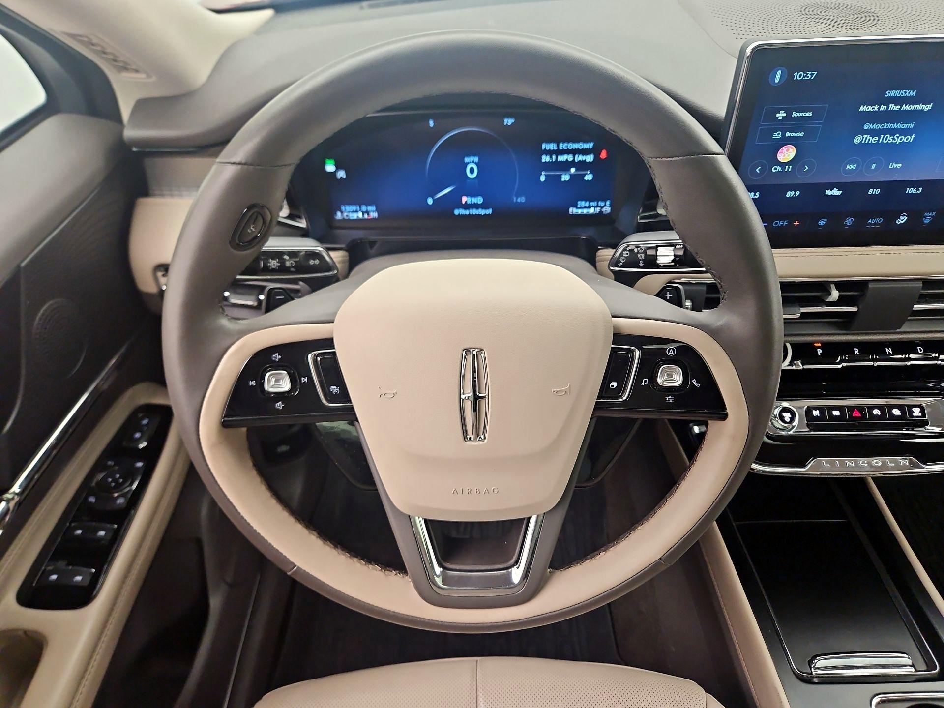 Thumbnail: 2024 Lincoln Corsair - 10