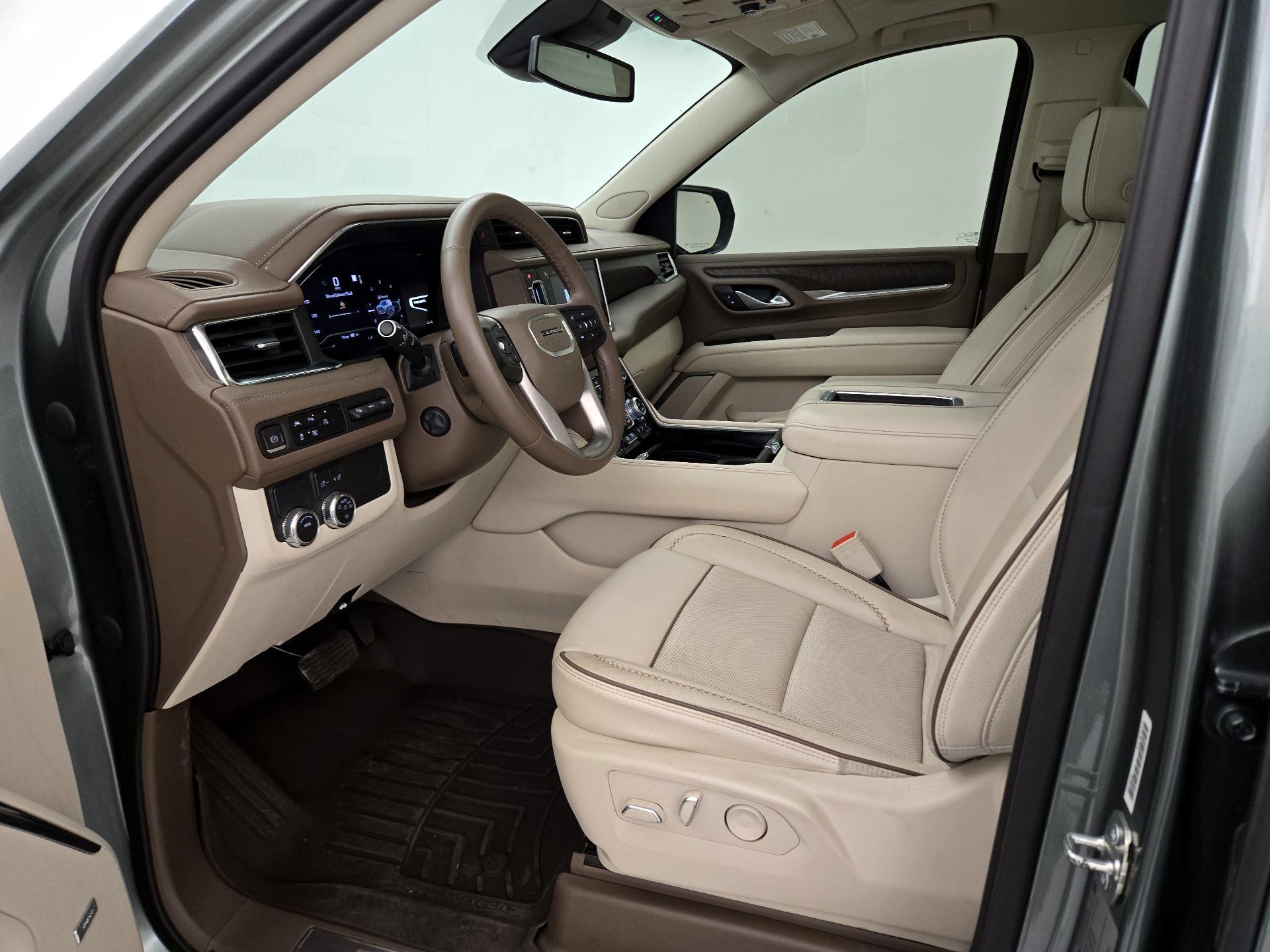 Thumbnail: 2023 GMC Yukon XL - 11