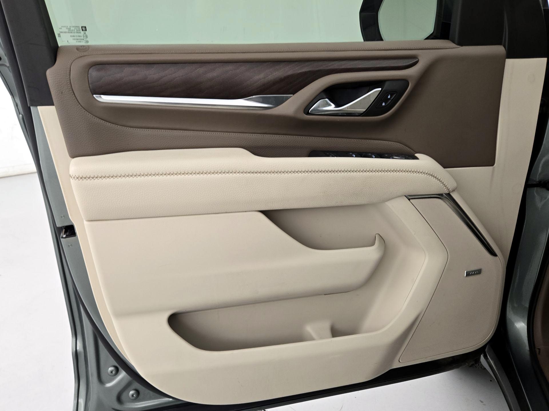 Thumbnail: 2023 GMC Yukon XL - 12
