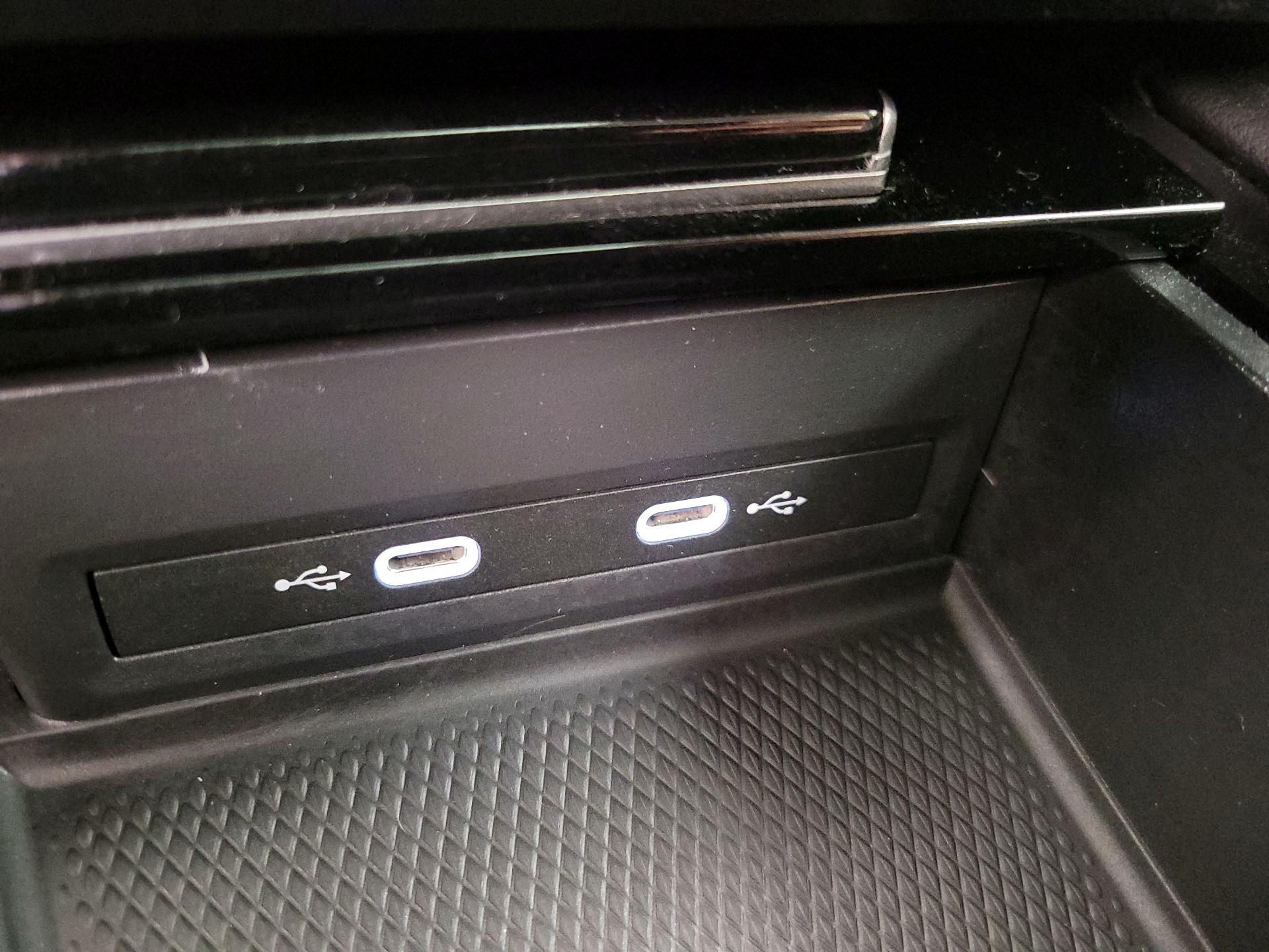 Thumbnail: 2024 Volkswagen Atlas - 19