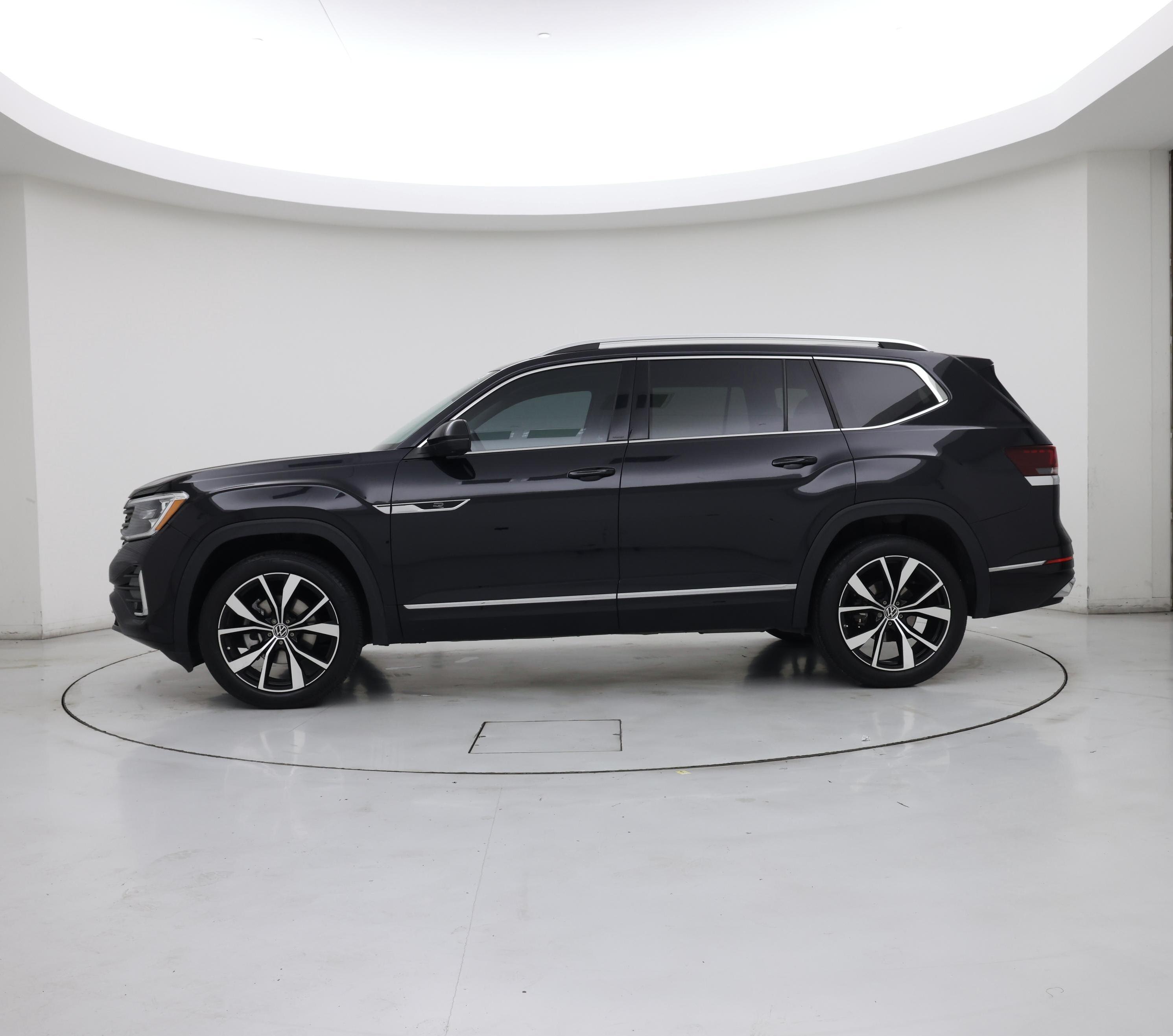 Thumbnail: 2024 Volkswagen Atlas - 3