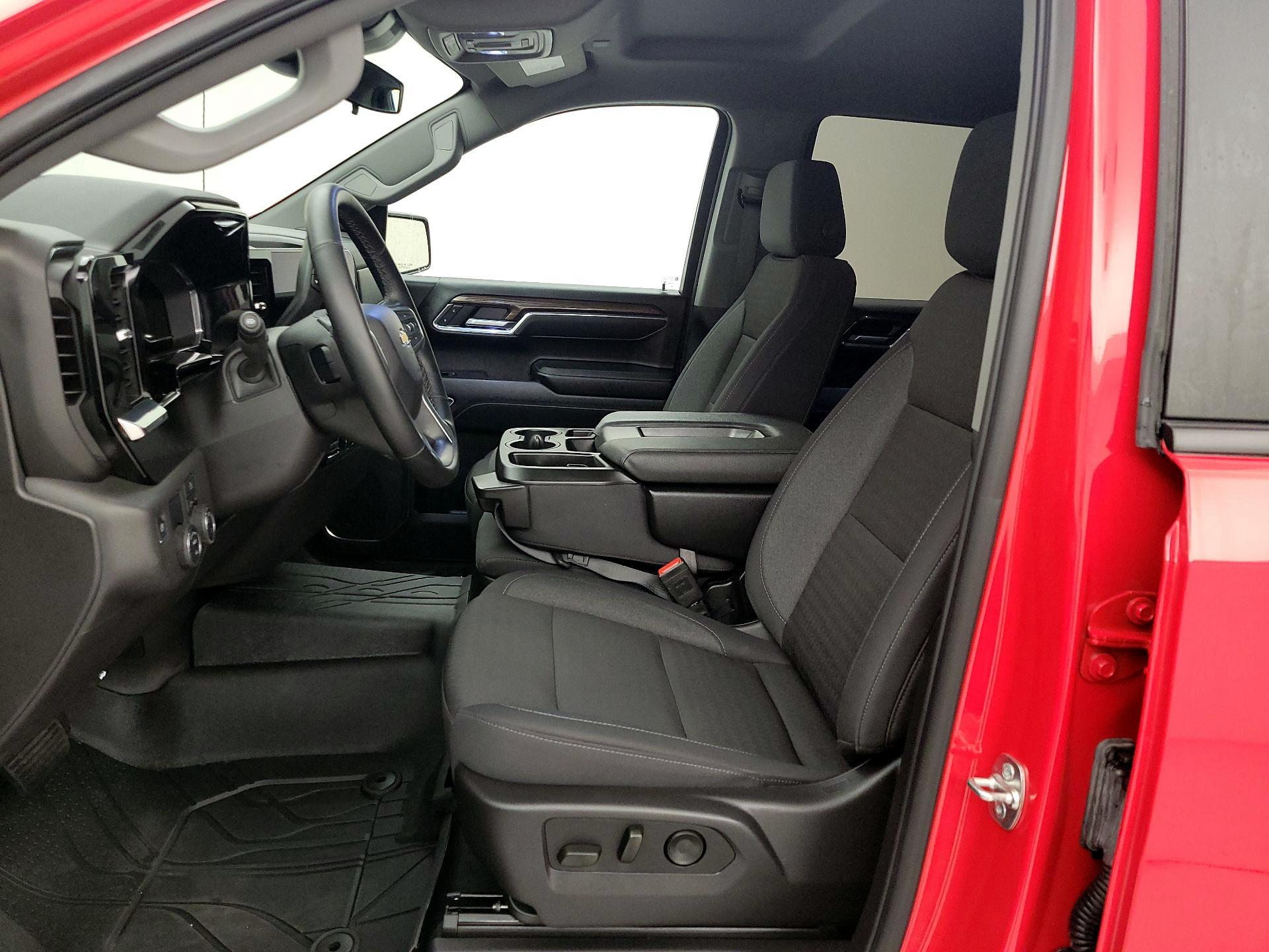 Thumbnail: 2025 Chevrolet Silverado 1500 - 9