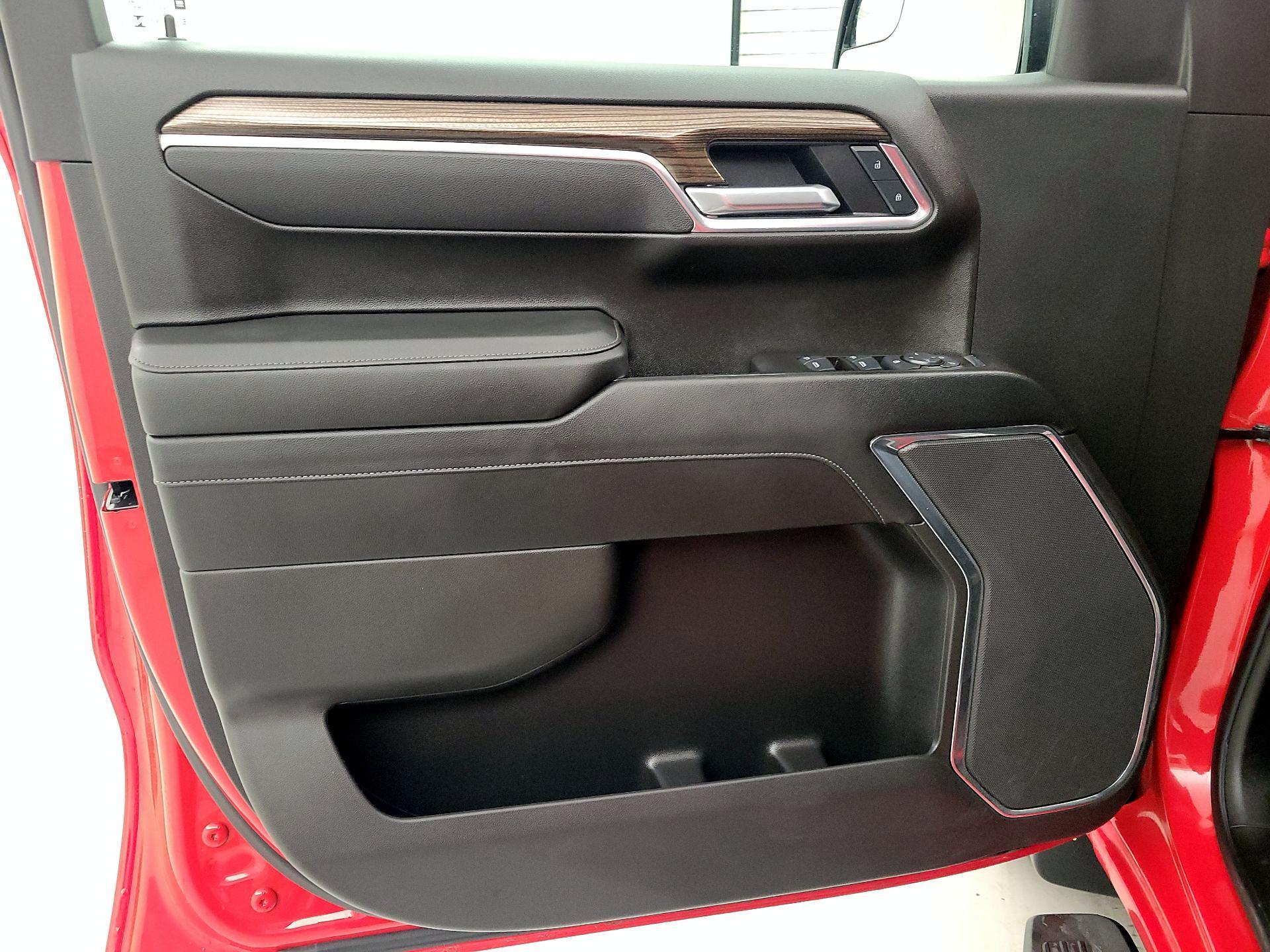 Thumbnail: 2025 Chevrolet Silverado 1500 - 10