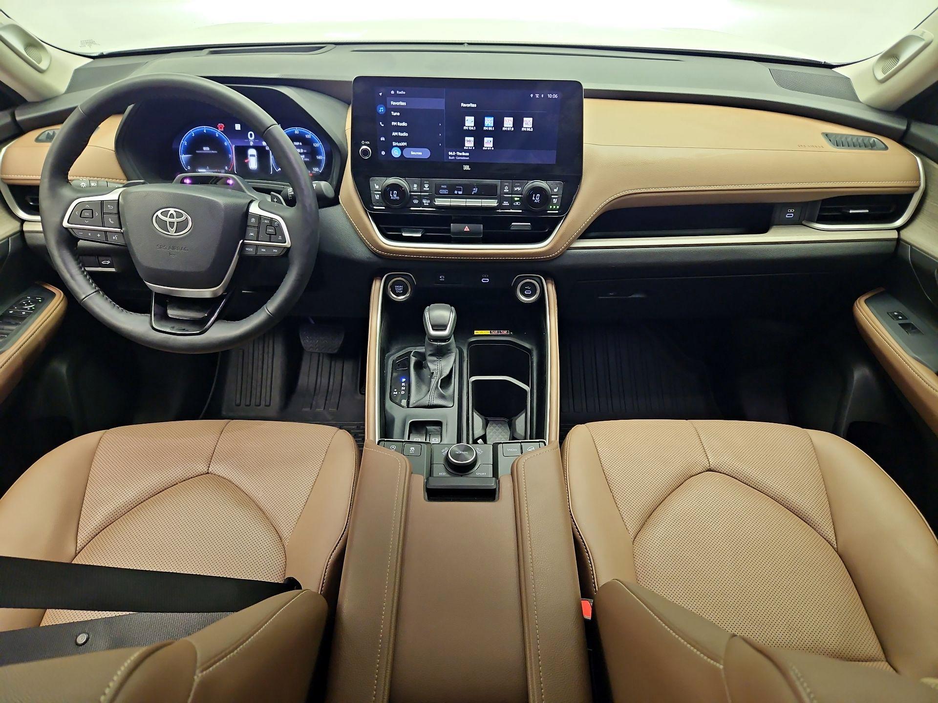 Thumbnail: 2025 Toyota Grand Highlander - 9