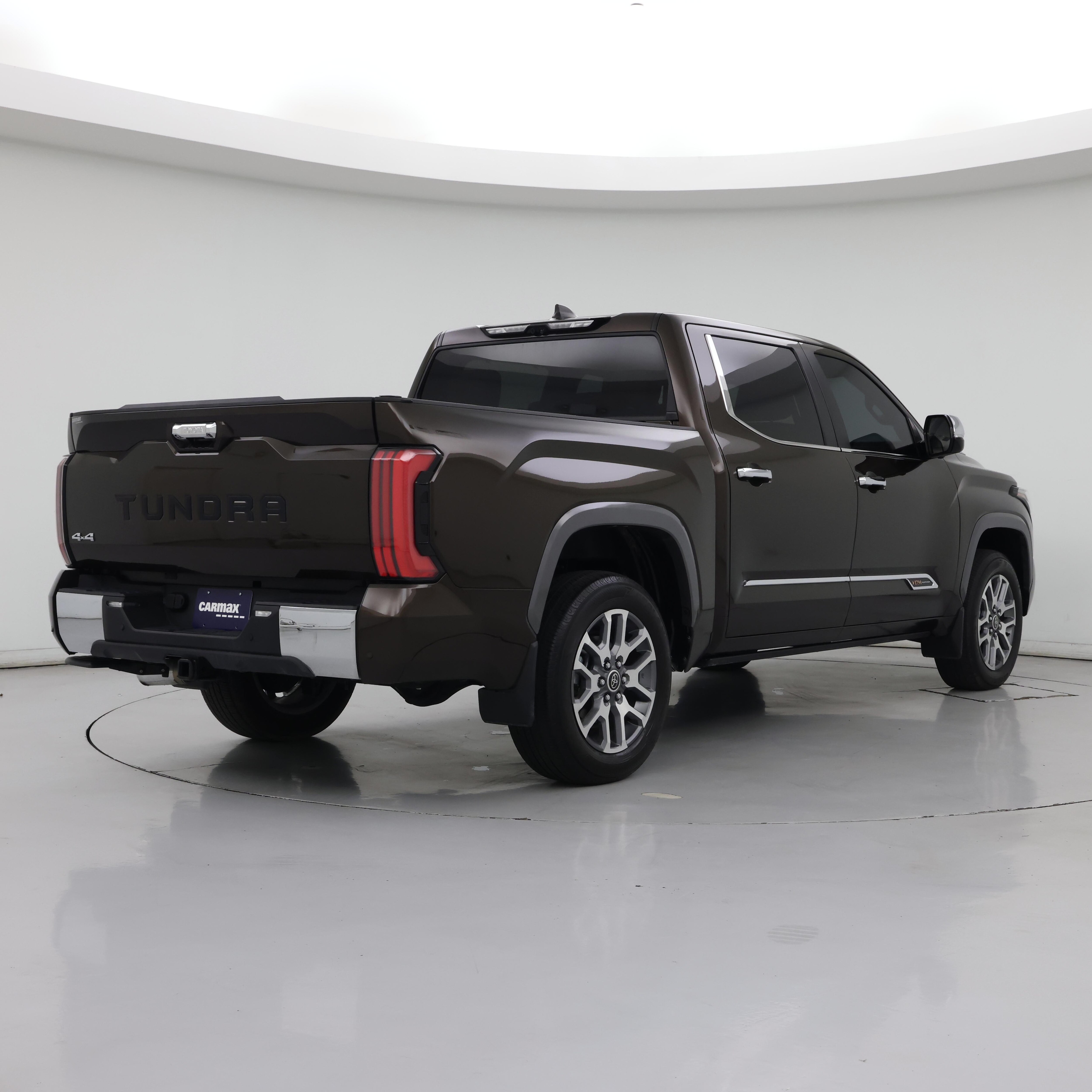 Thumbnail: 2024 Toyota Tundra - 8