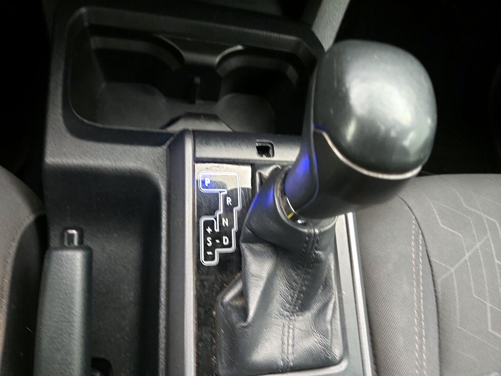 Thumbnail: 2019 Toyota Tacoma - 17