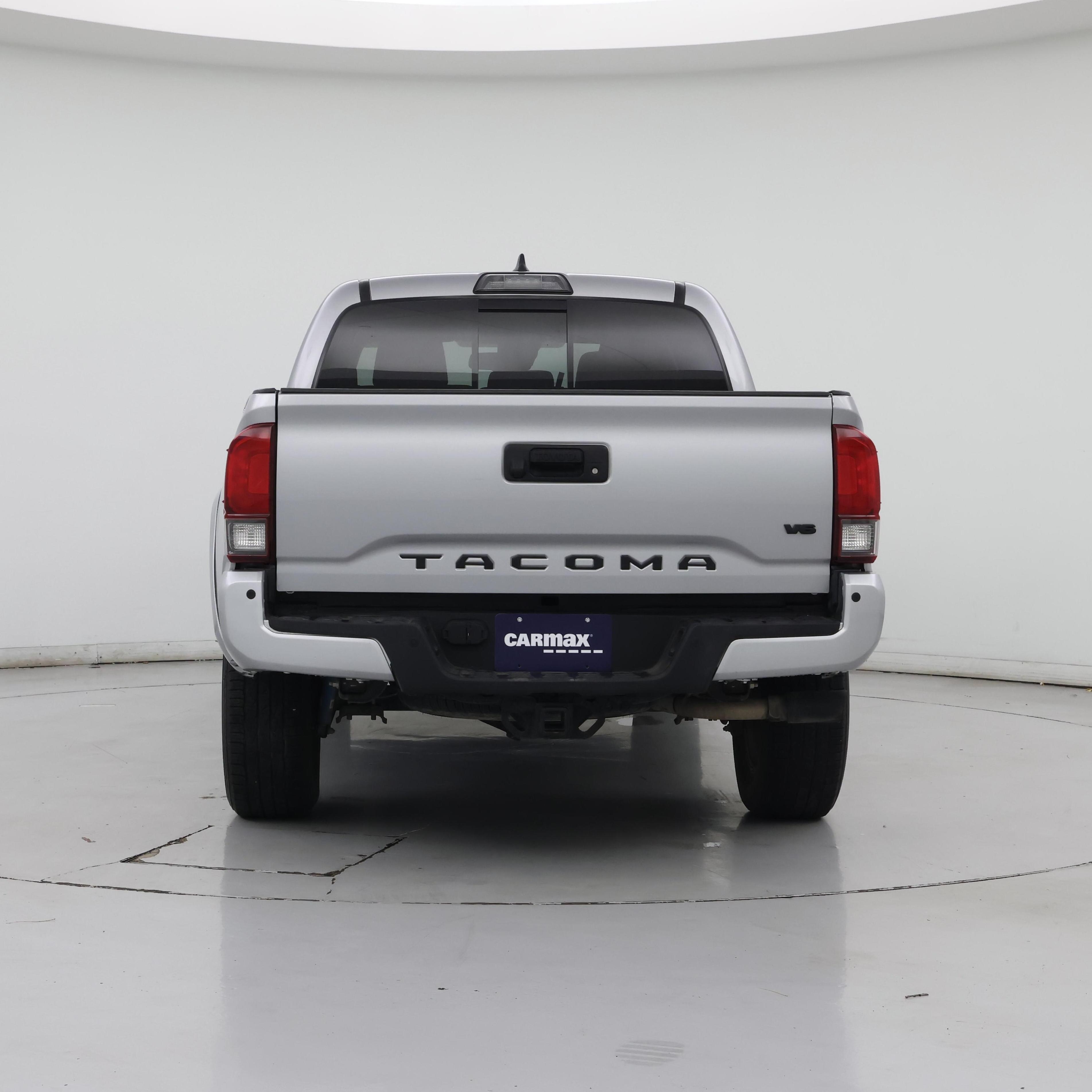 Thumbnail: 2019 Toyota Tacoma - 6