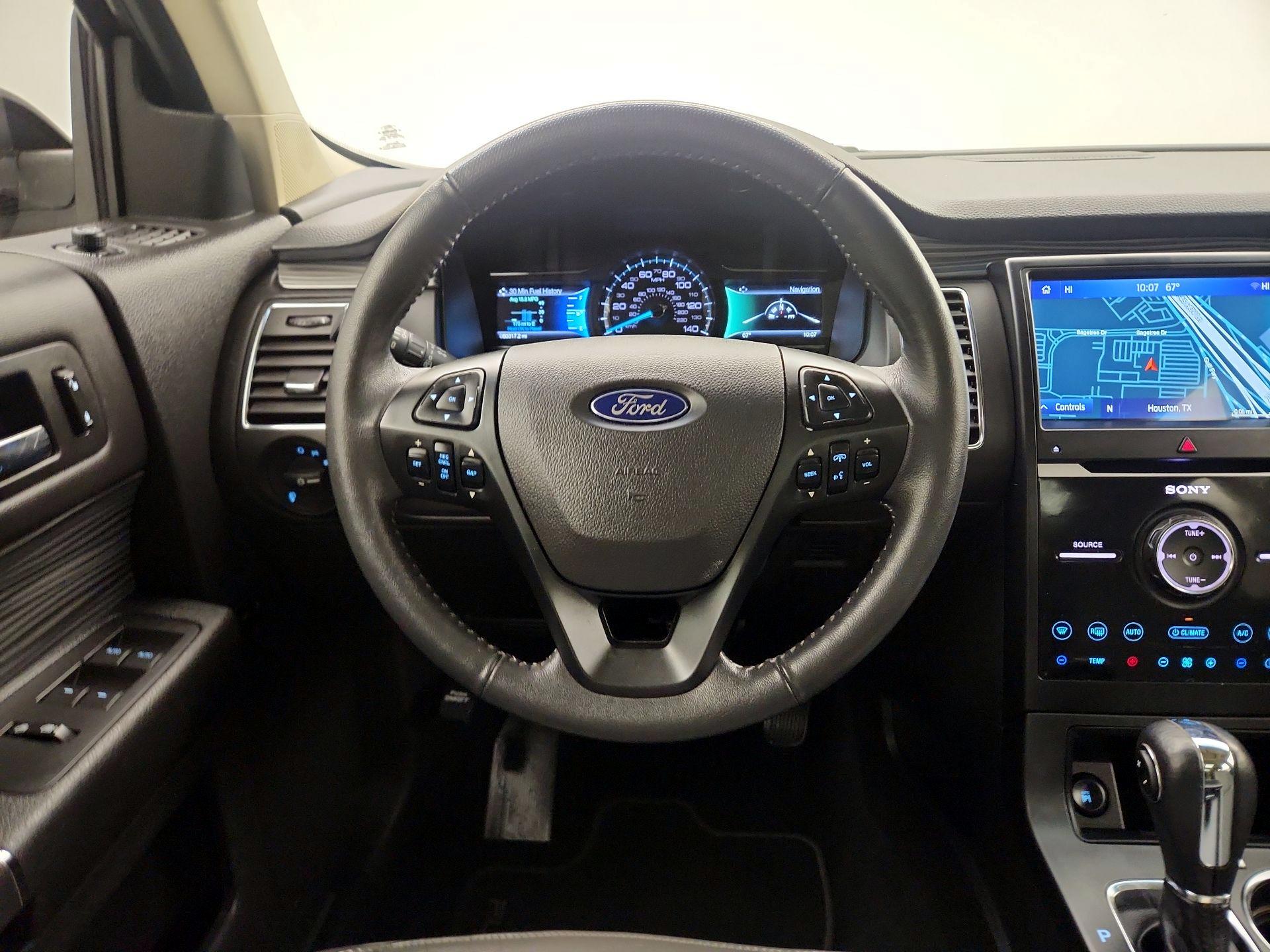 Thumbnail: 2019 Ford Flex - 10