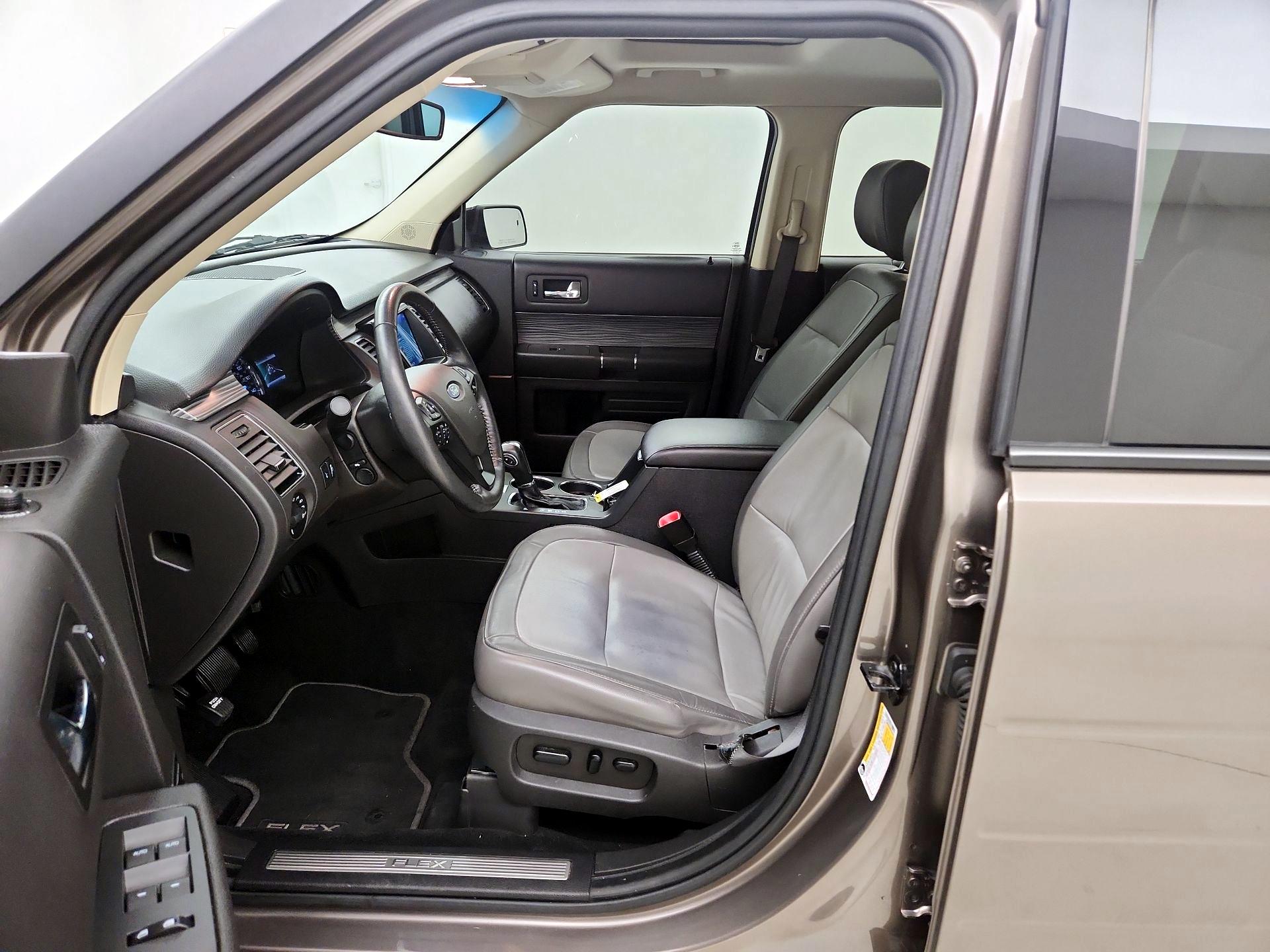 Thumbnail: 2019 Ford Flex - 11