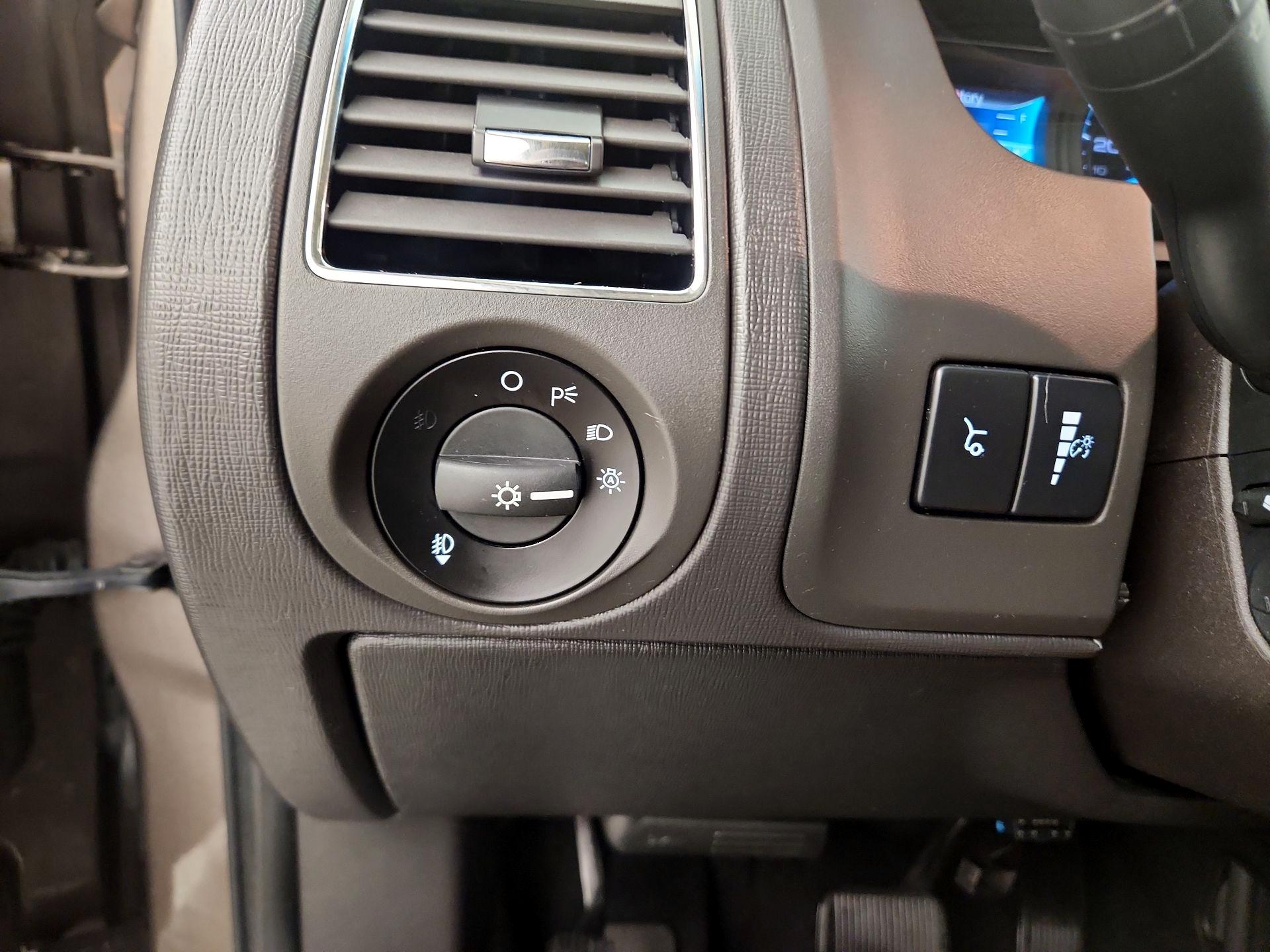 Thumbnail: 2019 Ford Flex - 13