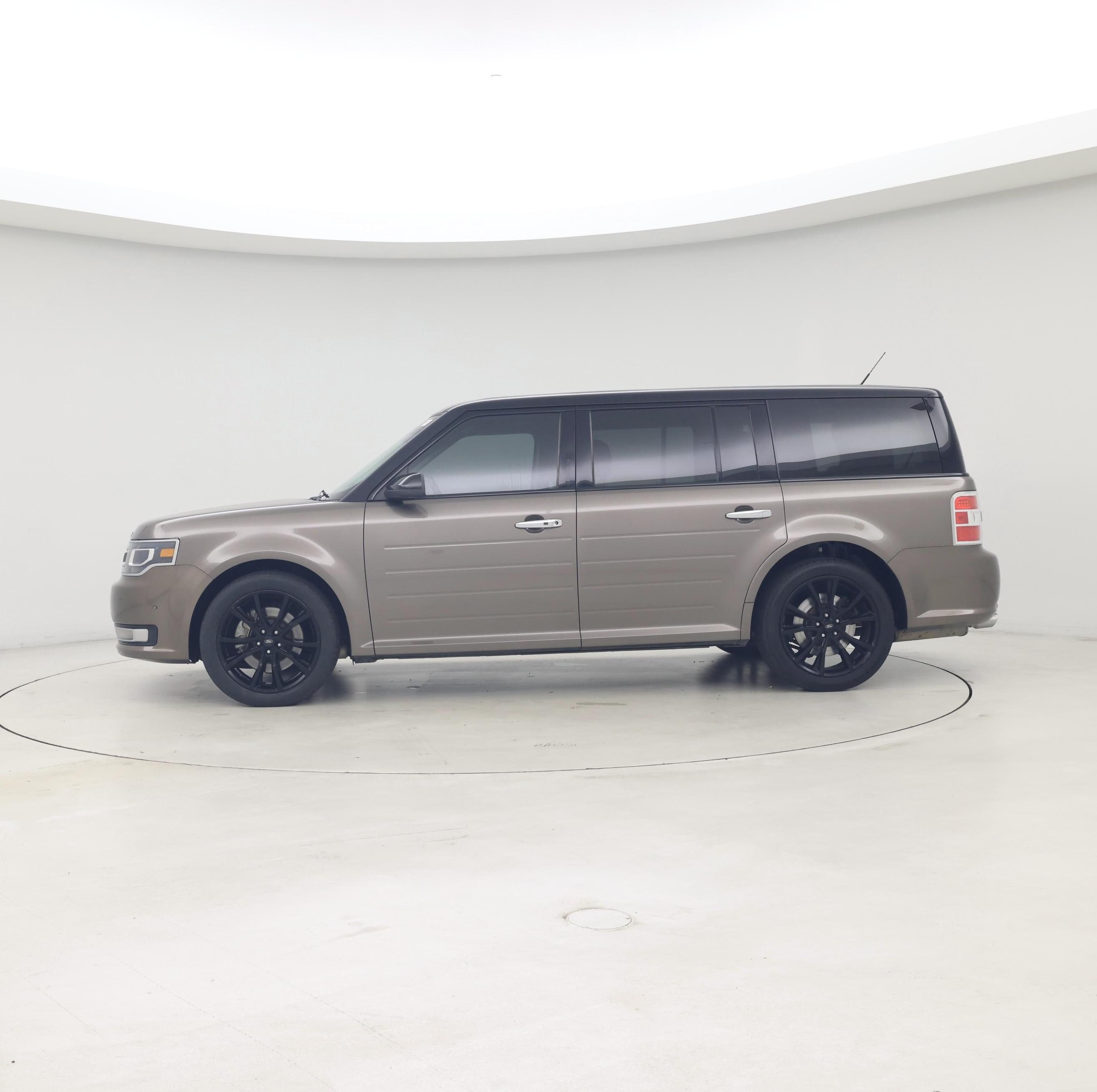 Thumbnail: 2019 Ford Flex - 3