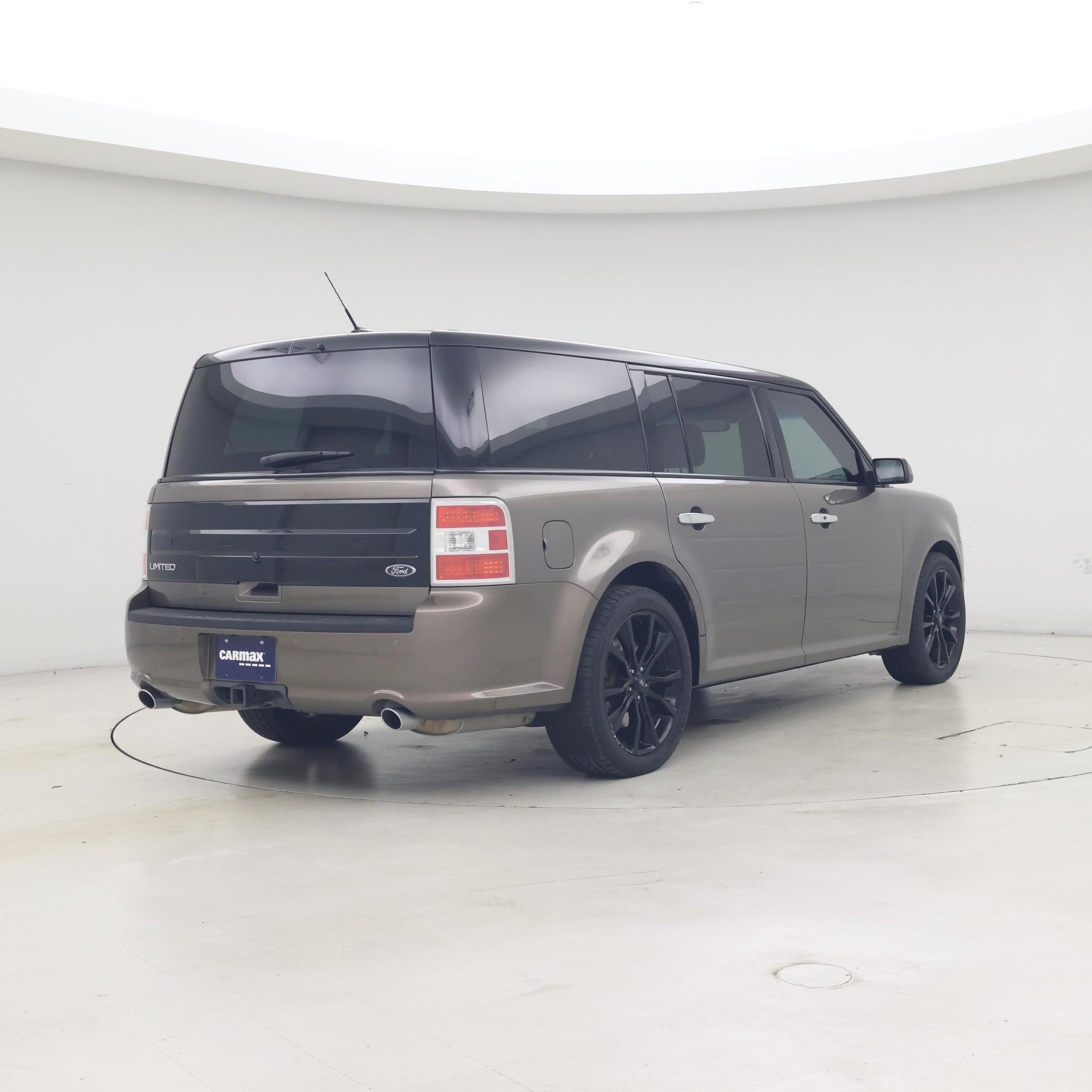 Thumbnail: 2019 Ford Flex - 8