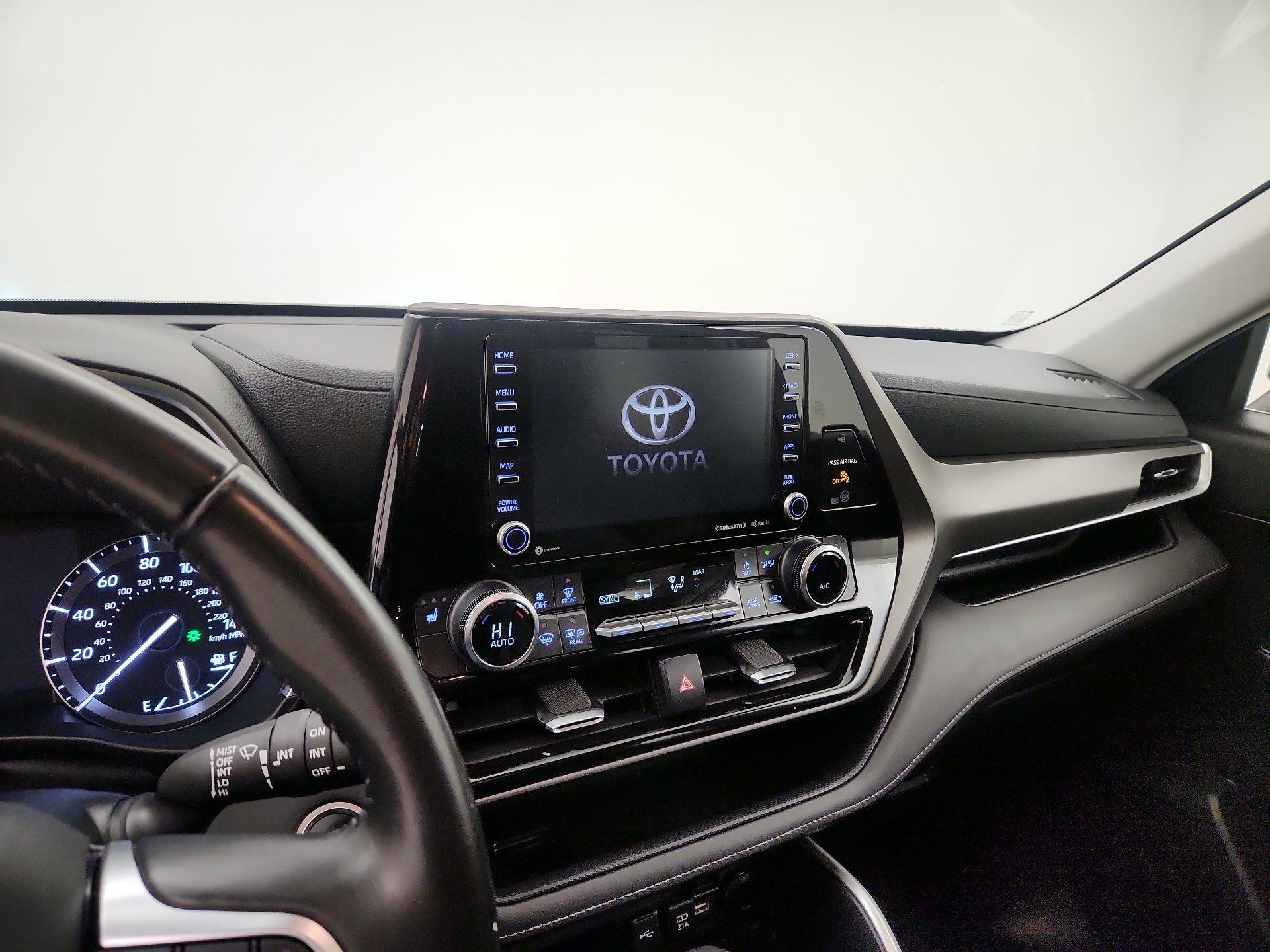 Thumbnail: 2021 Toyota Highlander - 13