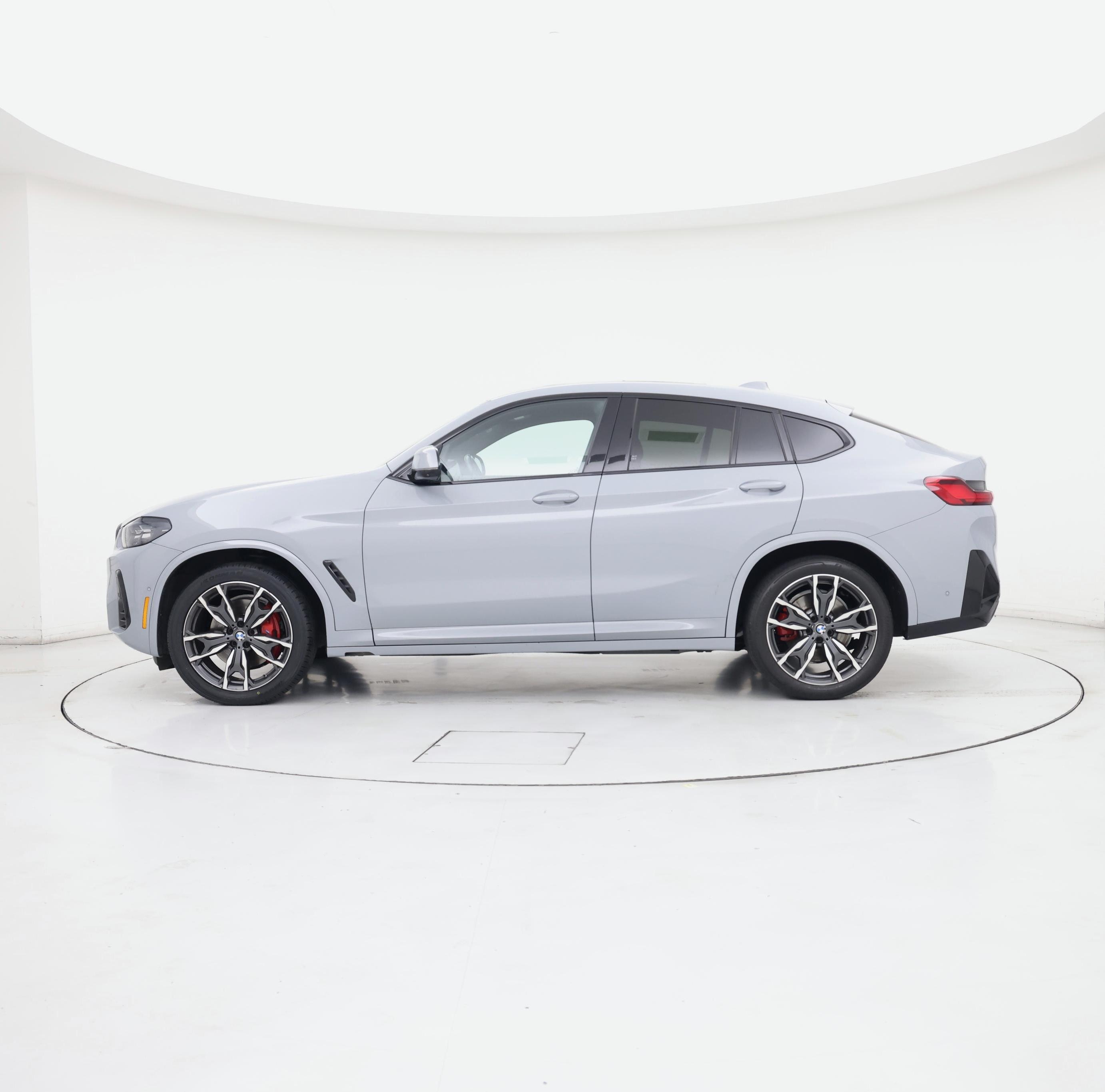 Thumbnail: 2024 BMW X4 - 3
