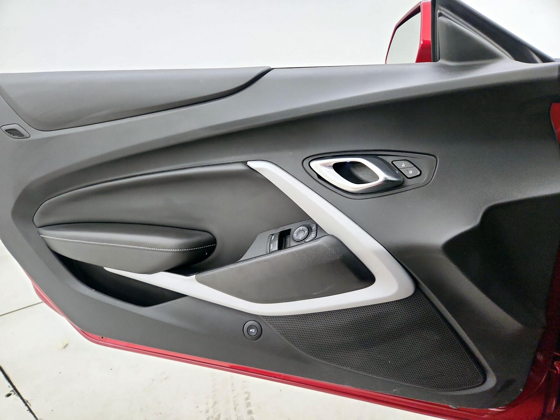 Thumbnail: 2021 Chevrolet Camaro - 12