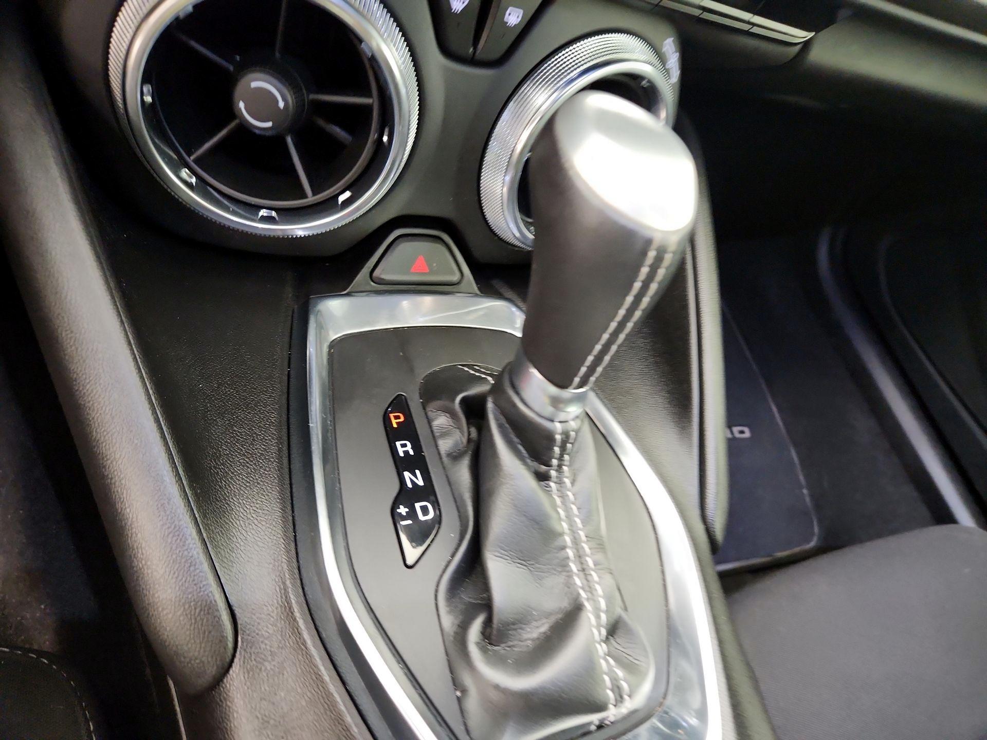 Thumbnail: 2021 Chevrolet Camaro - 16