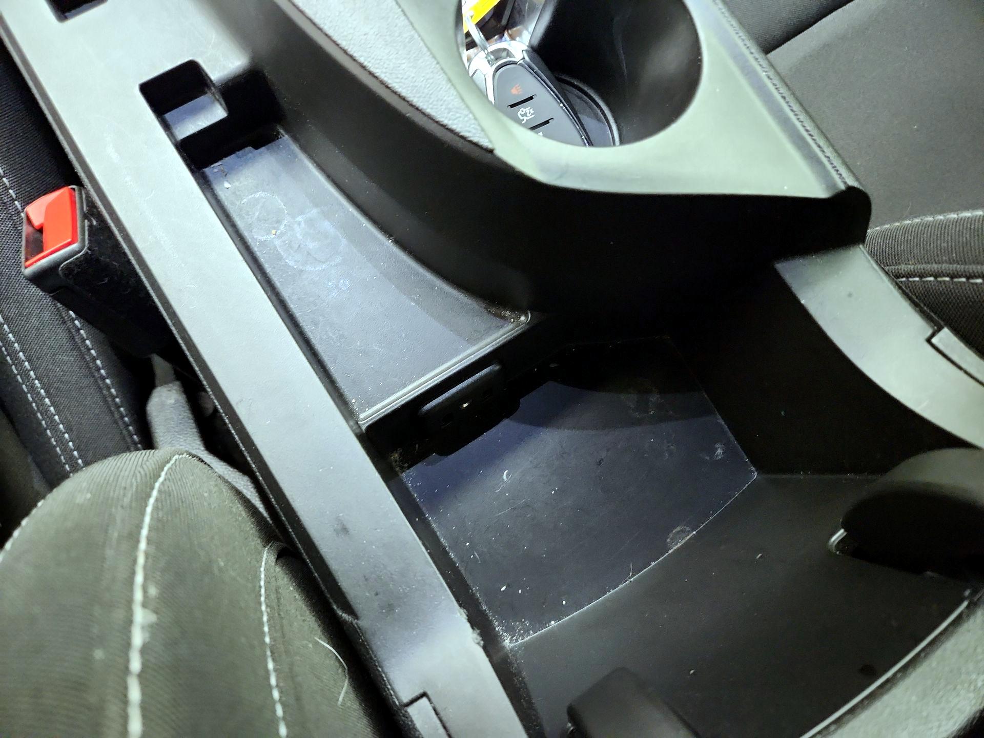 Thumbnail: 2021 Chevrolet Camaro - 17