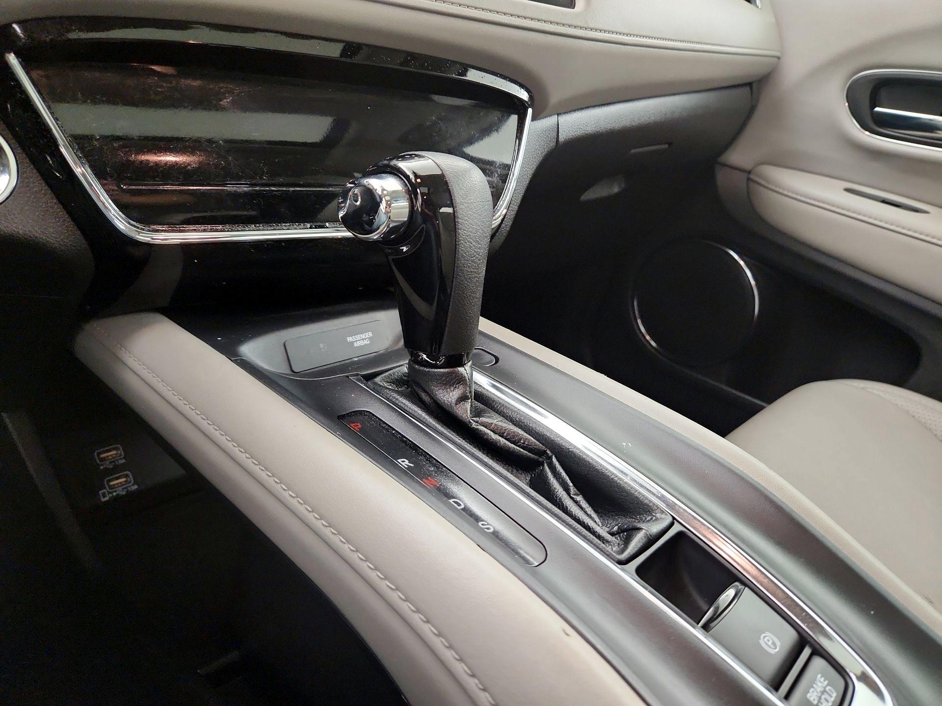 Thumbnail: 2020 Honda HR-V - 15