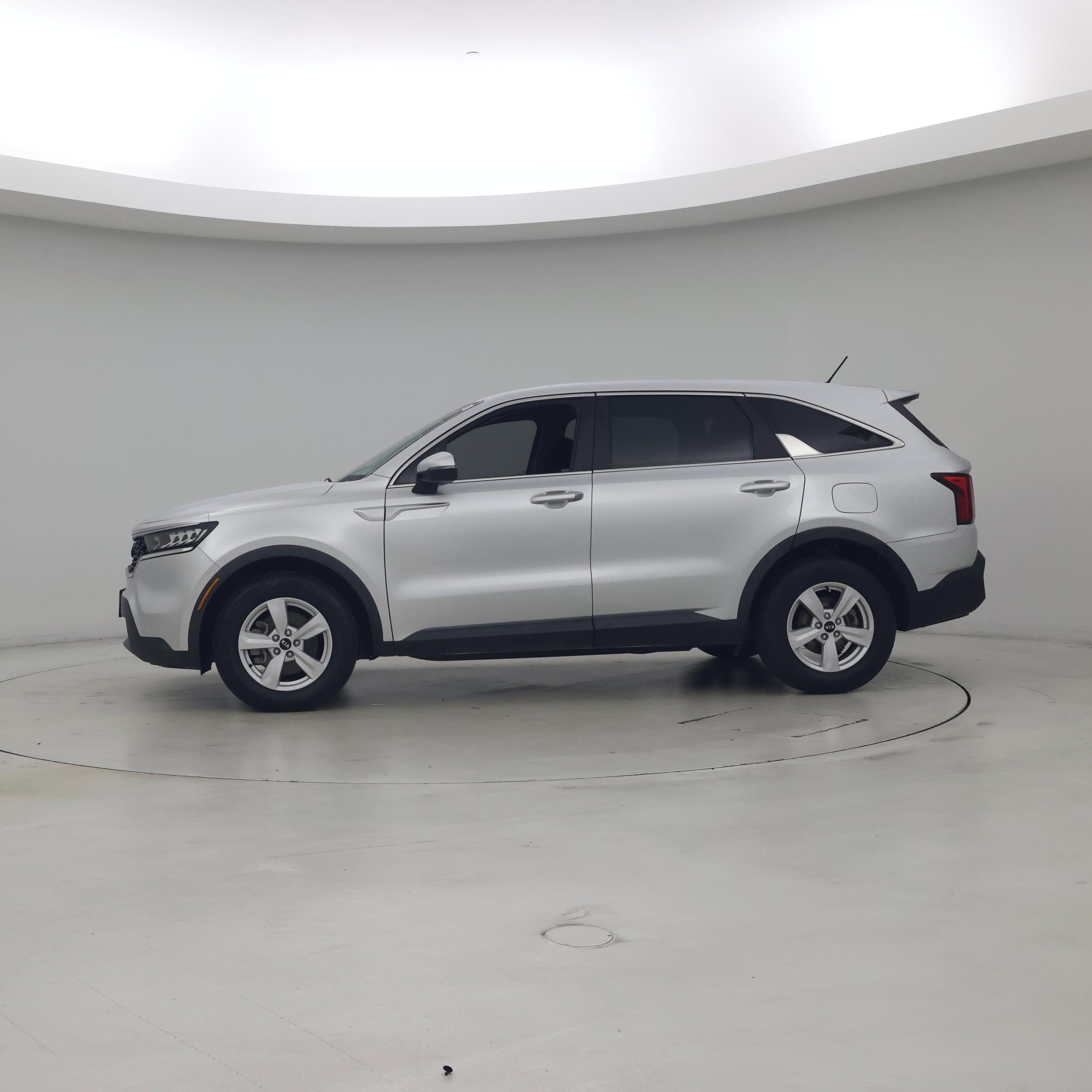 Thumbnail: 2021 Kia Sorento - 3