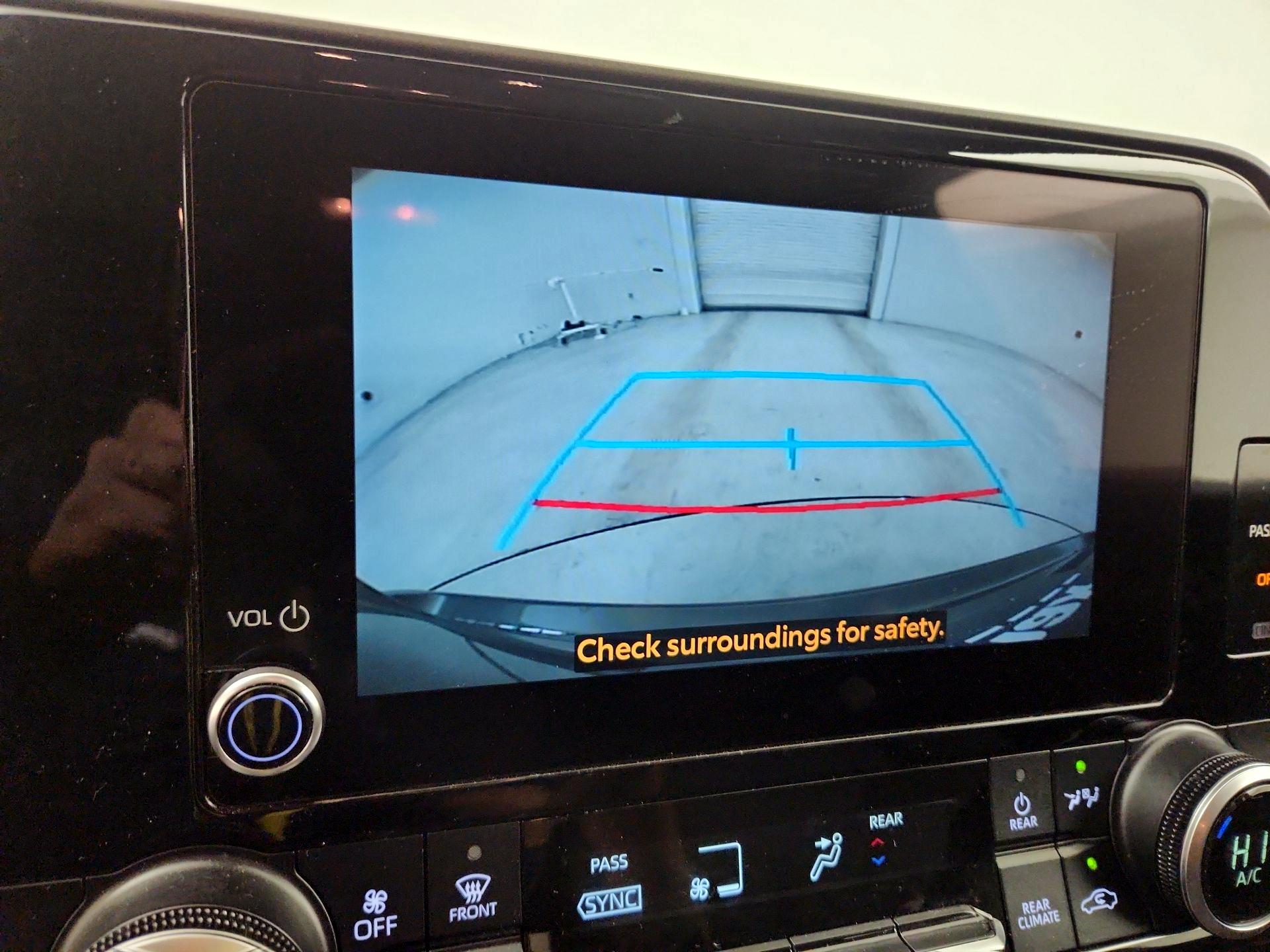 Thumbnail: 2024 Toyota Highlander - 14