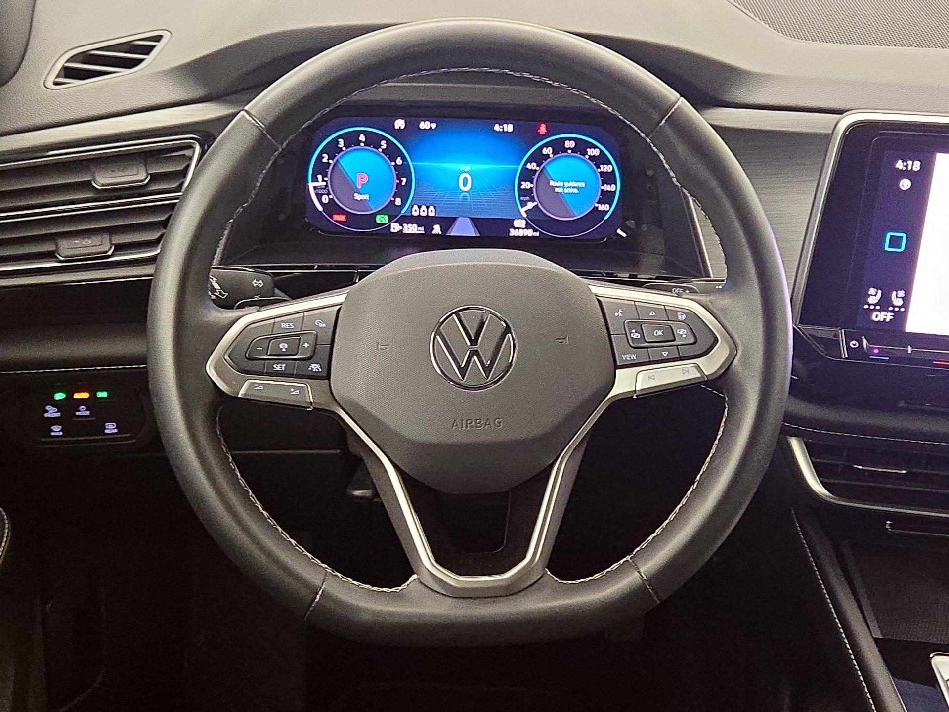 Thumbnail: 2024 Volkswagen Atlas - 10