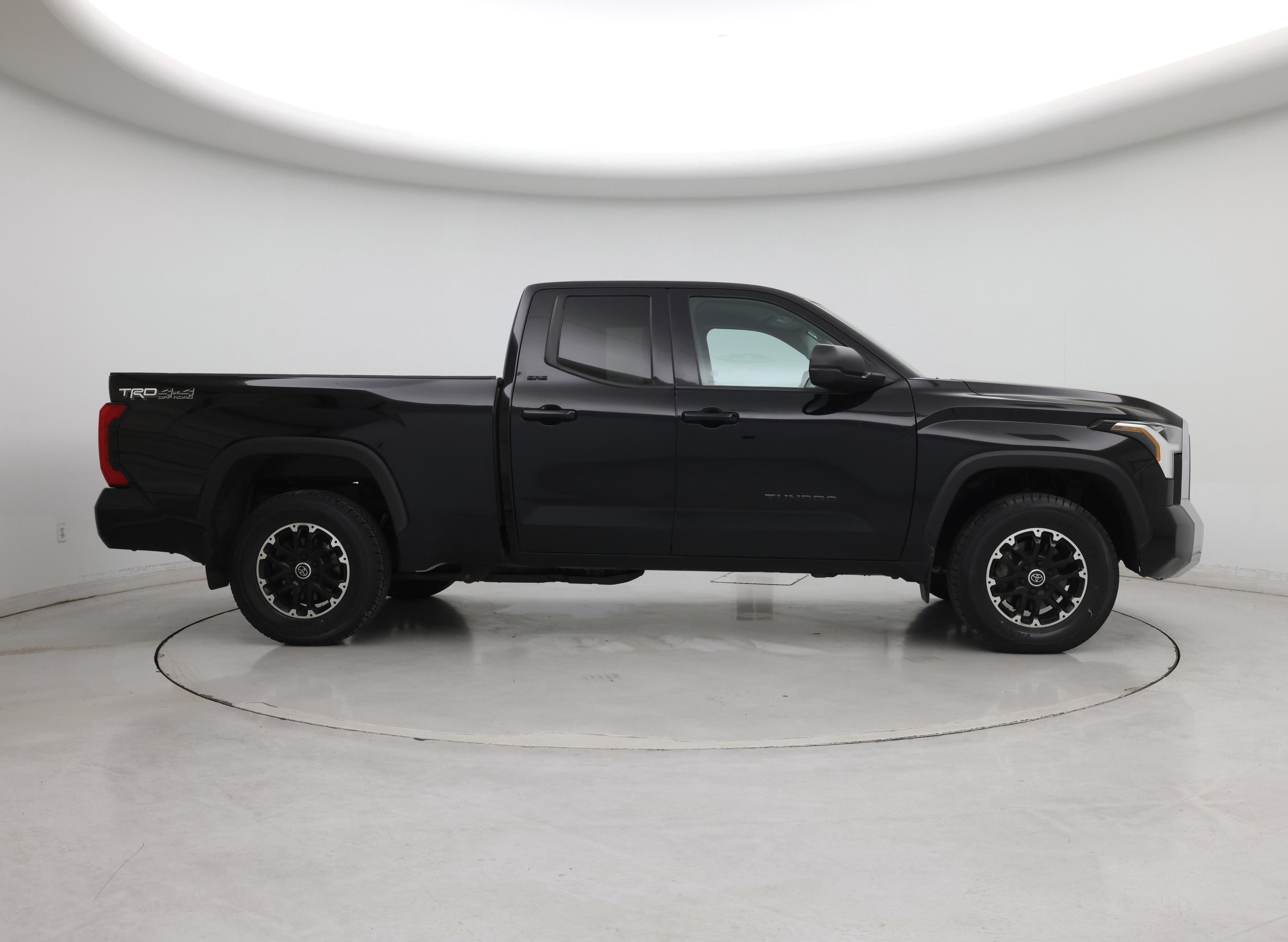 Thumbnail: 2023 Toyota Tundra - 7