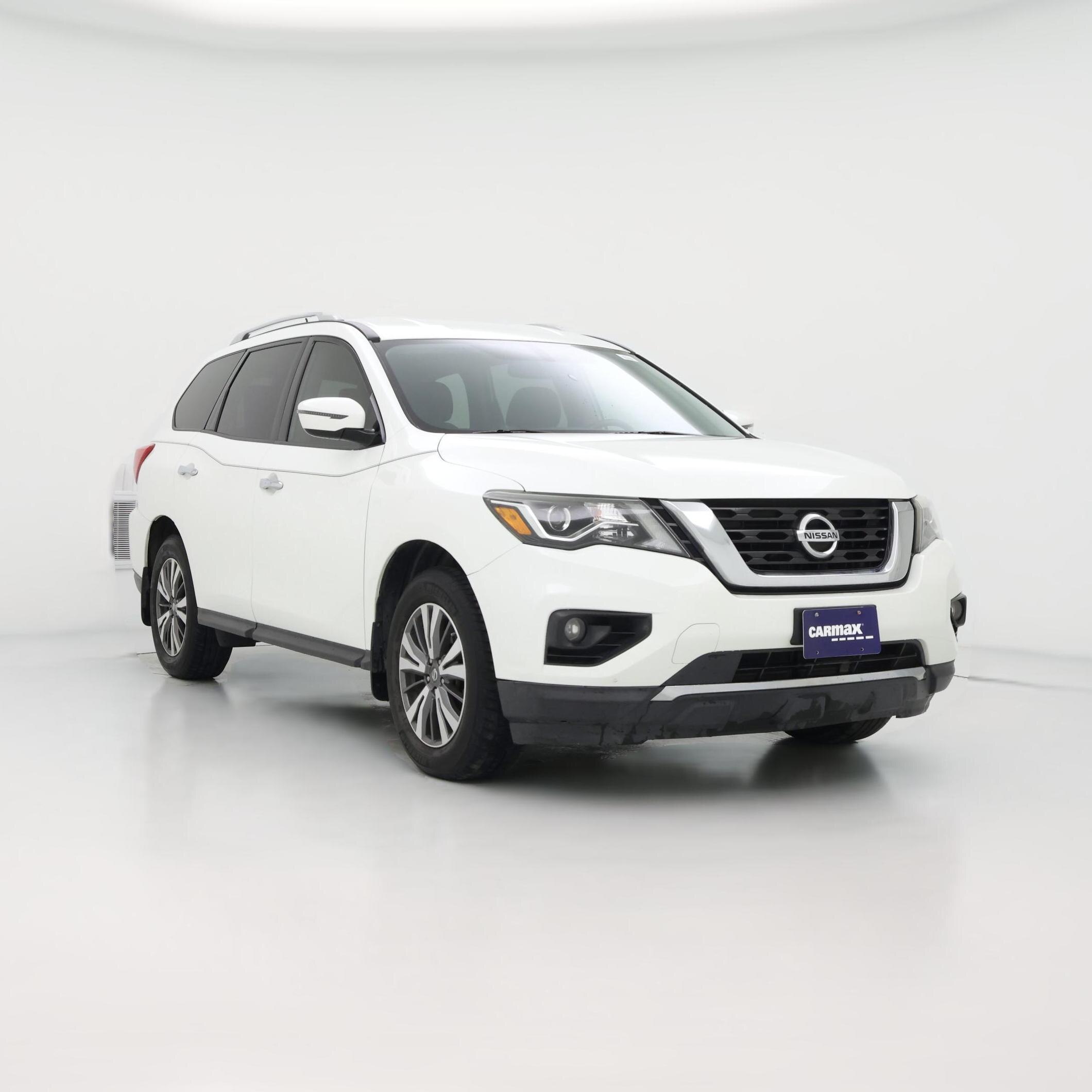 Thumbnail: 2017 Nissan Pathfinder - 1