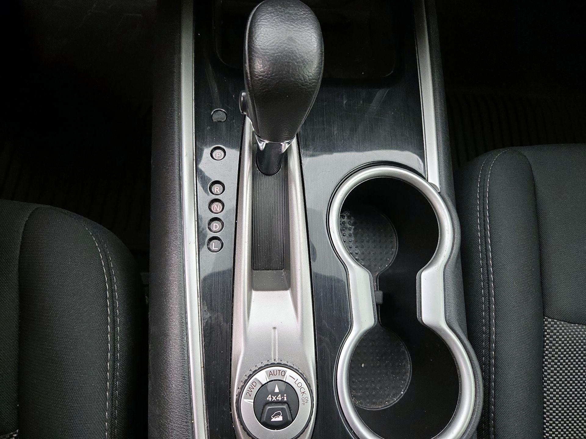 Thumbnail: 2017 Nissan Pathfinder - 17