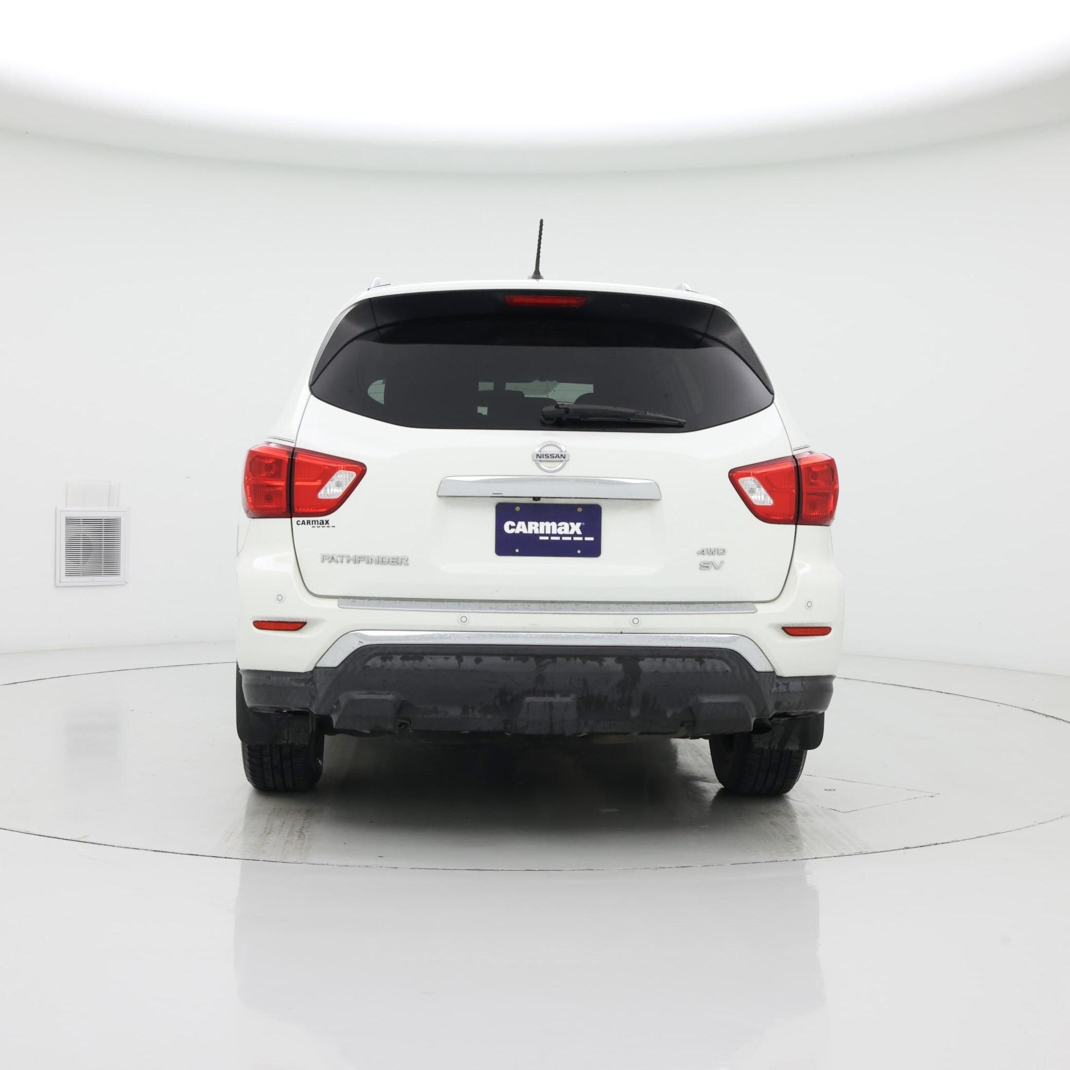 Thumbnail: 2017 Nissan Pathfinder - 6