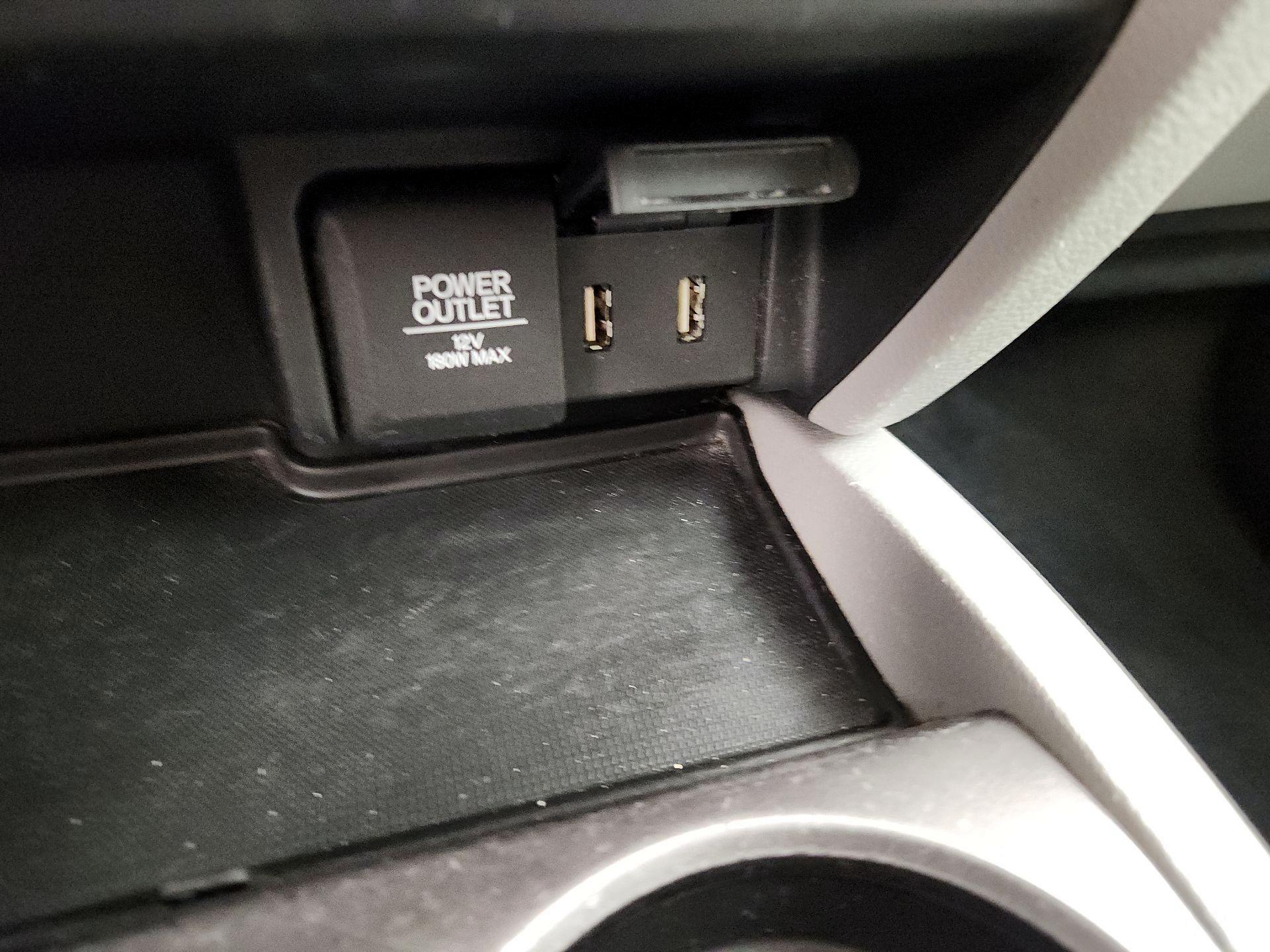 Thumbnail: 2018 Honda Pilot - 18