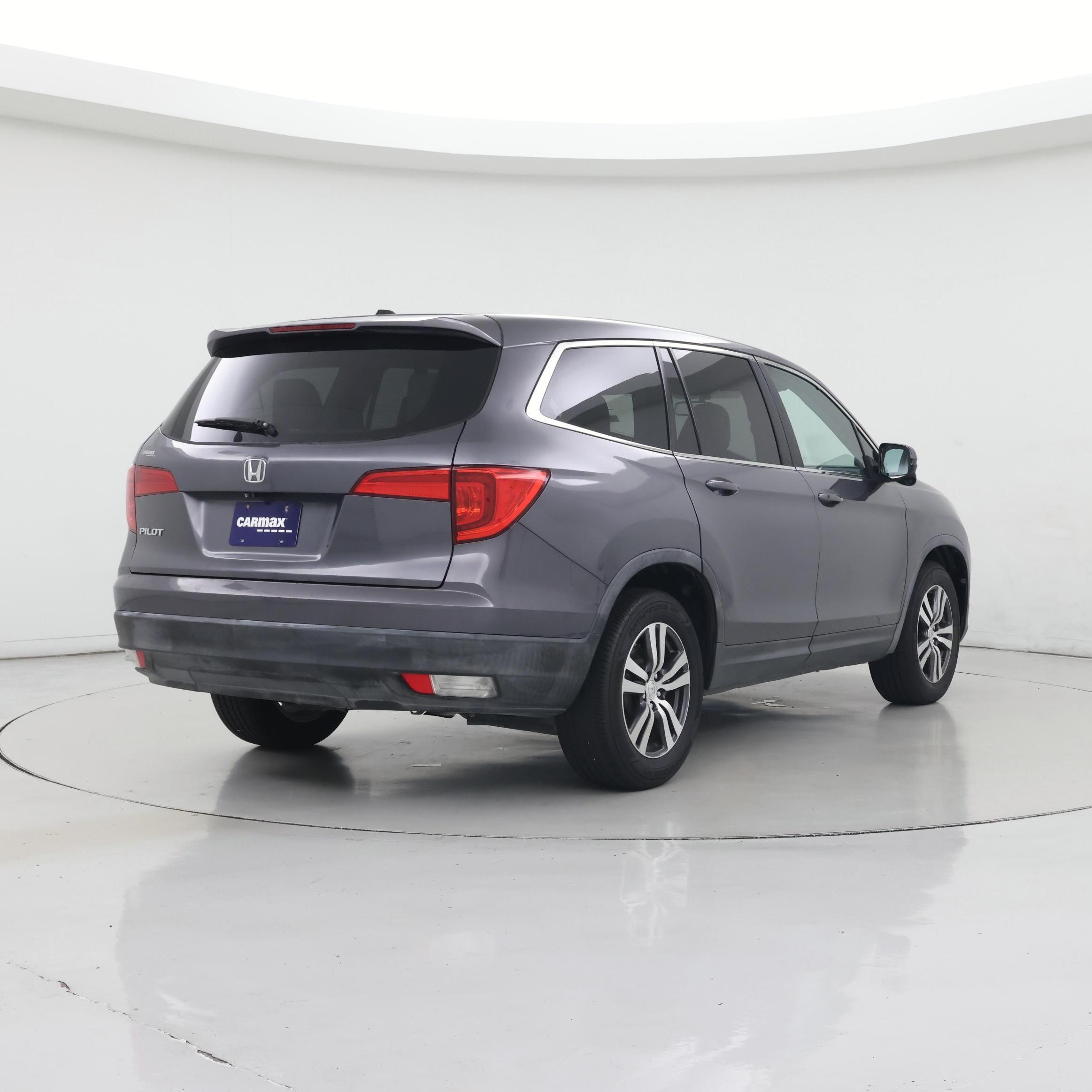 Thumbnail: 2018 Honda Pilot - 8