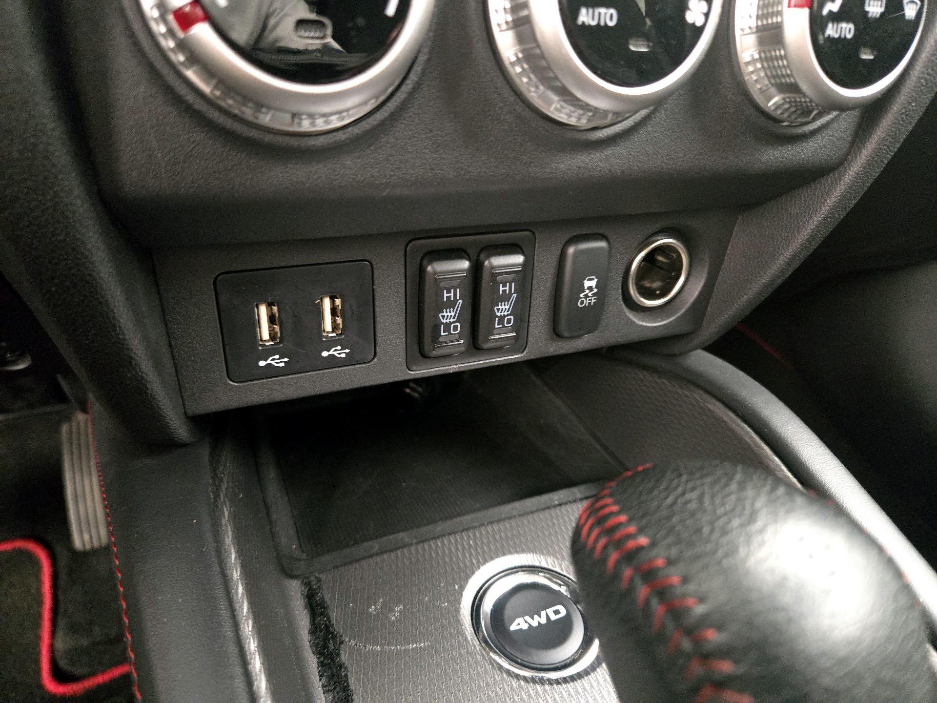 Thumbnail: 2023 Mitsubishi Outlander Sport - 18