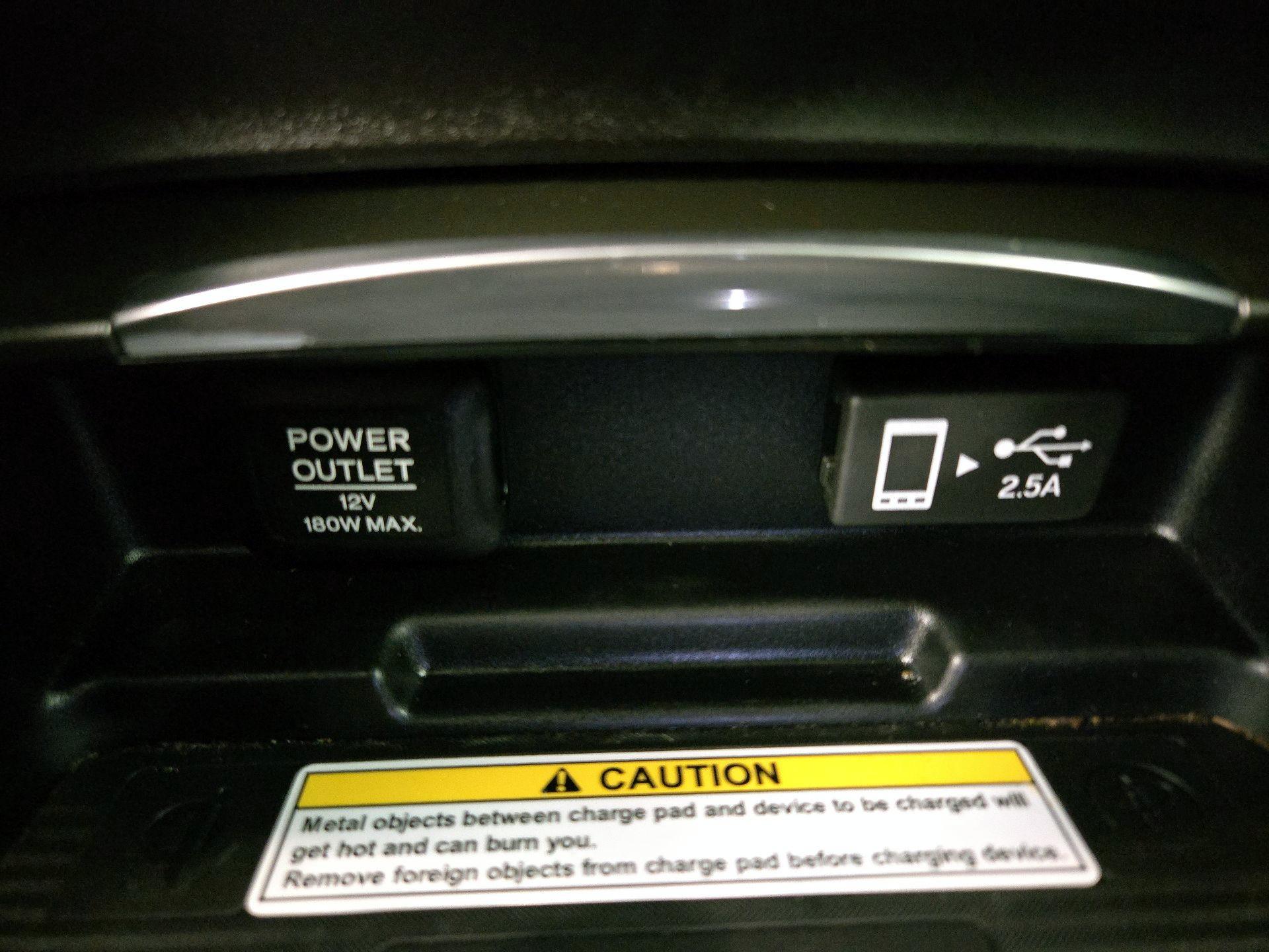 Thumbnail: 2018 Acura TLX - 19