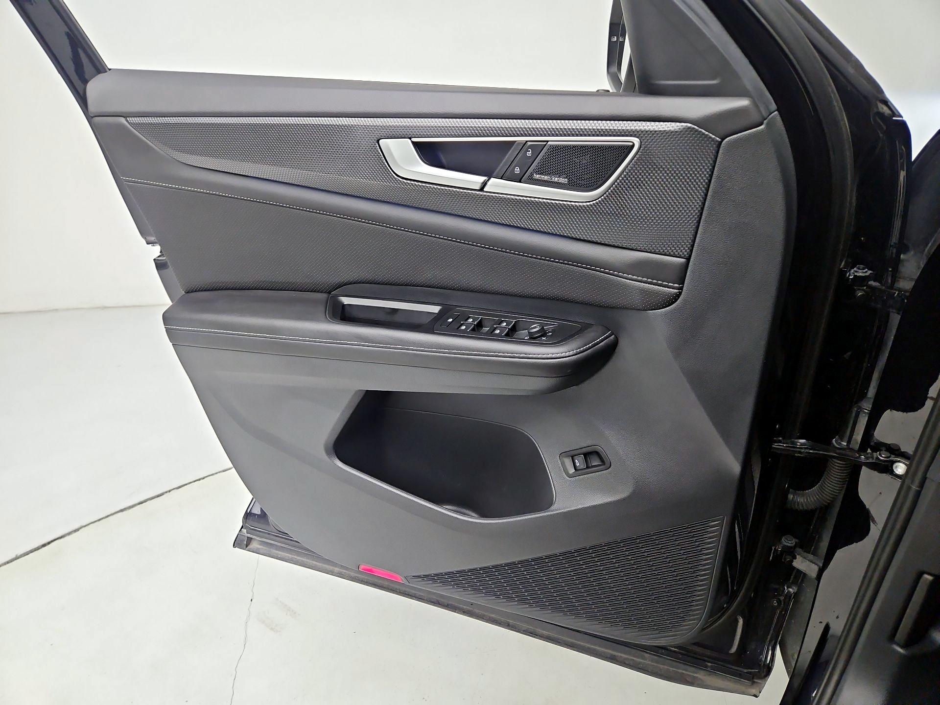 Thumbnail: 2024 Volkswagen Atlas - 12