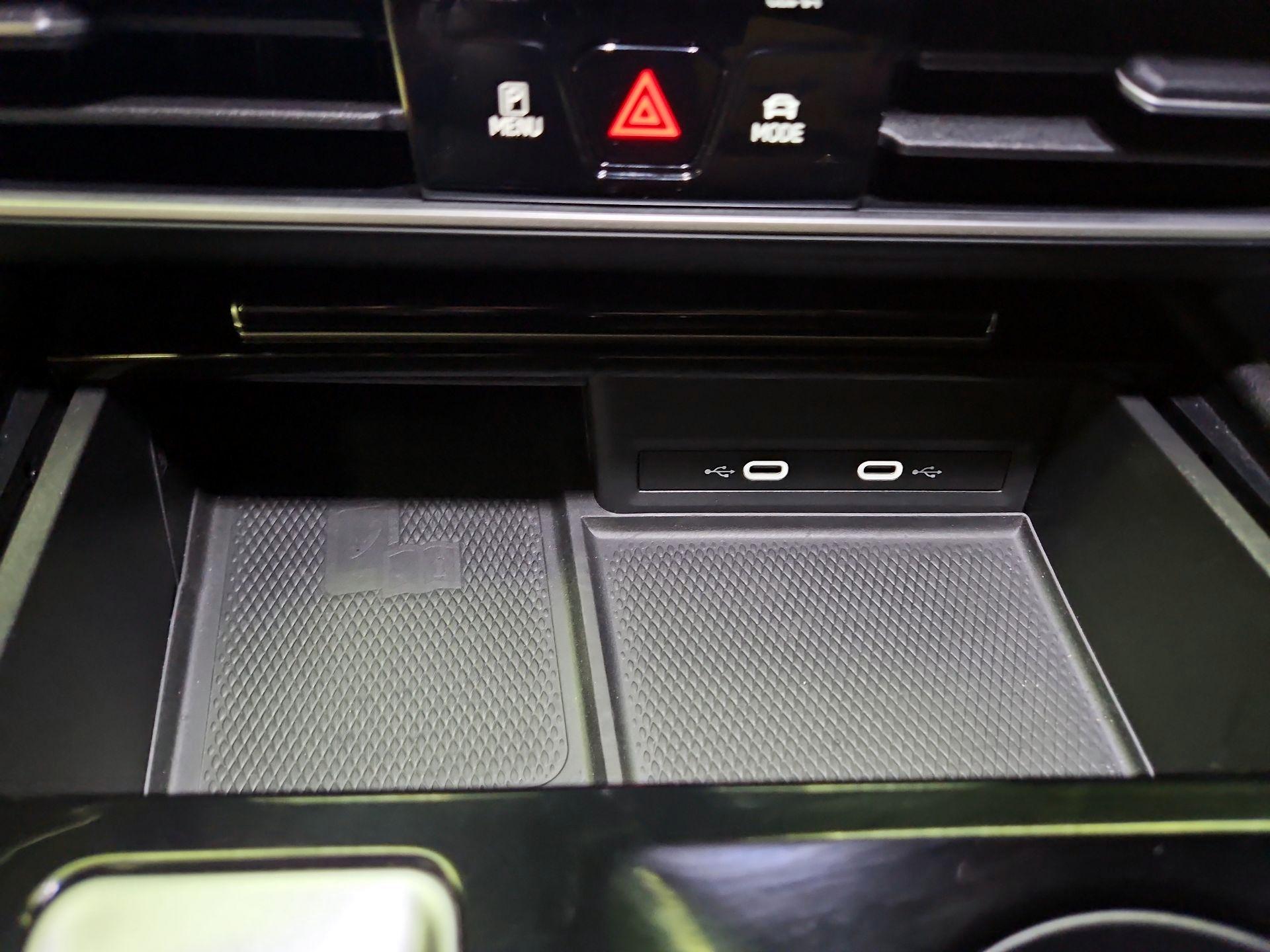 Thumbnail: 2024 Volkswagen Atlas - 18