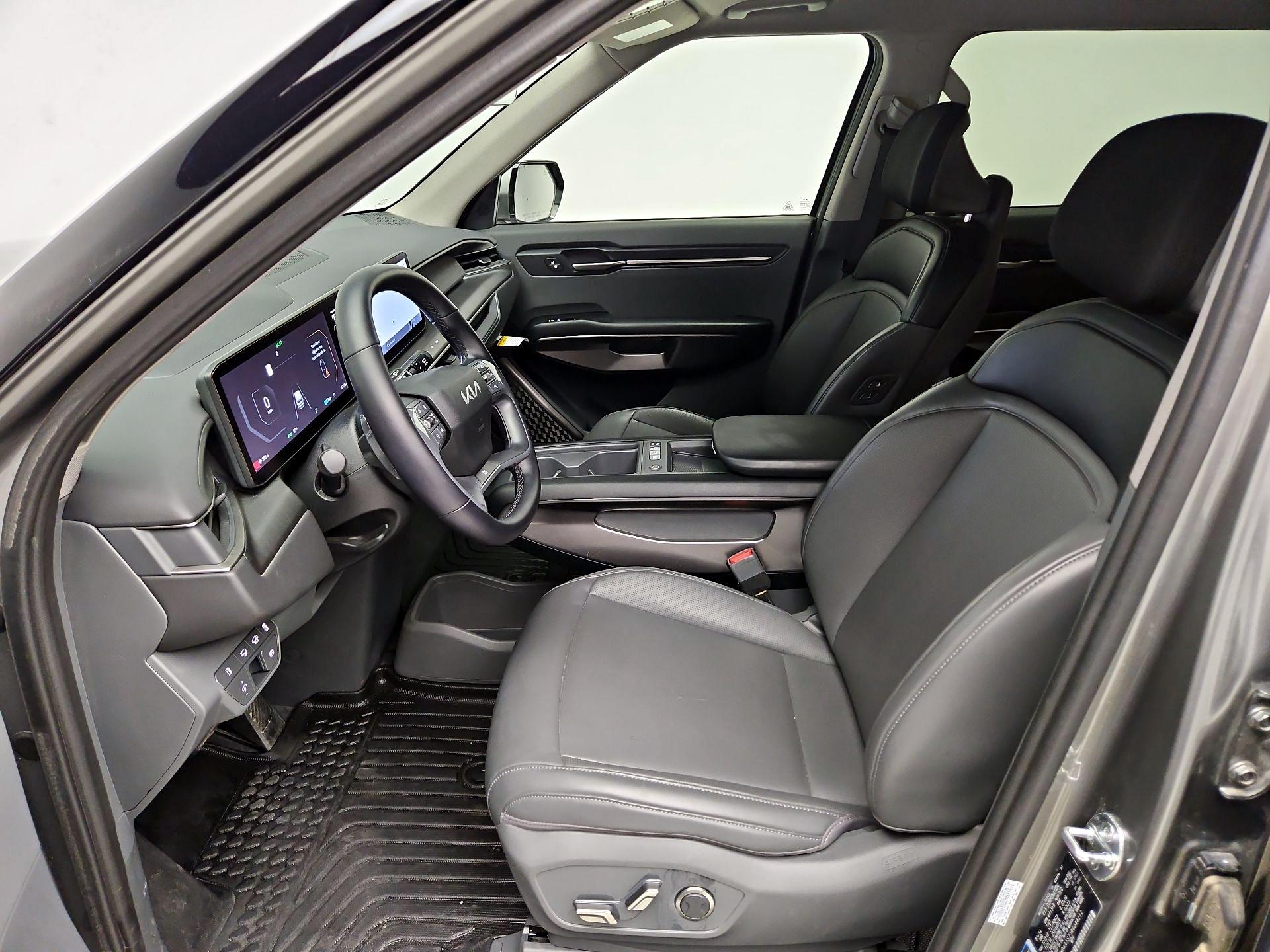 Thumbnail: 2024 Kia EV9 - 11