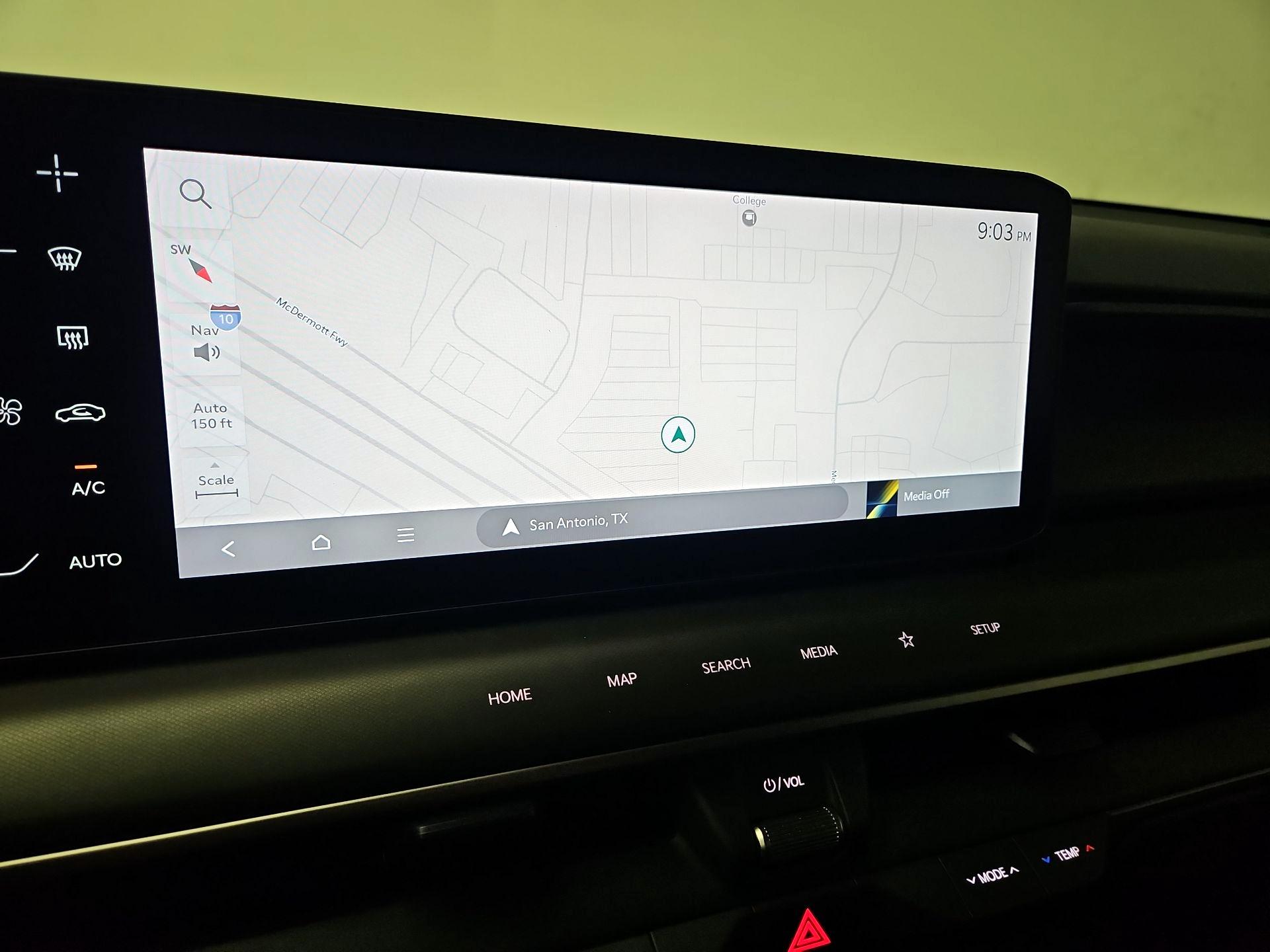 Thumbnail: 2024 Kia EV9 - 14