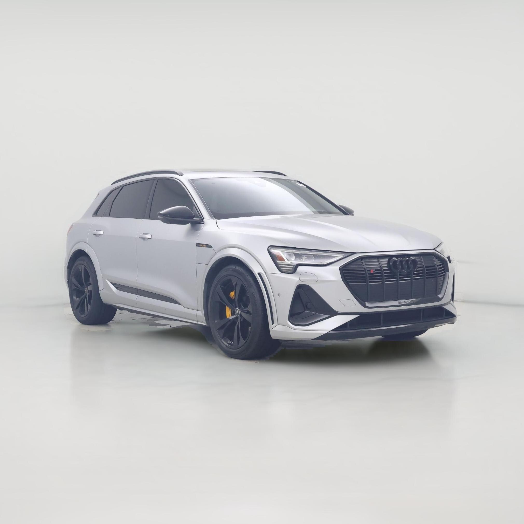 Thumbnail: 2022 Audi e-tron S - 1
