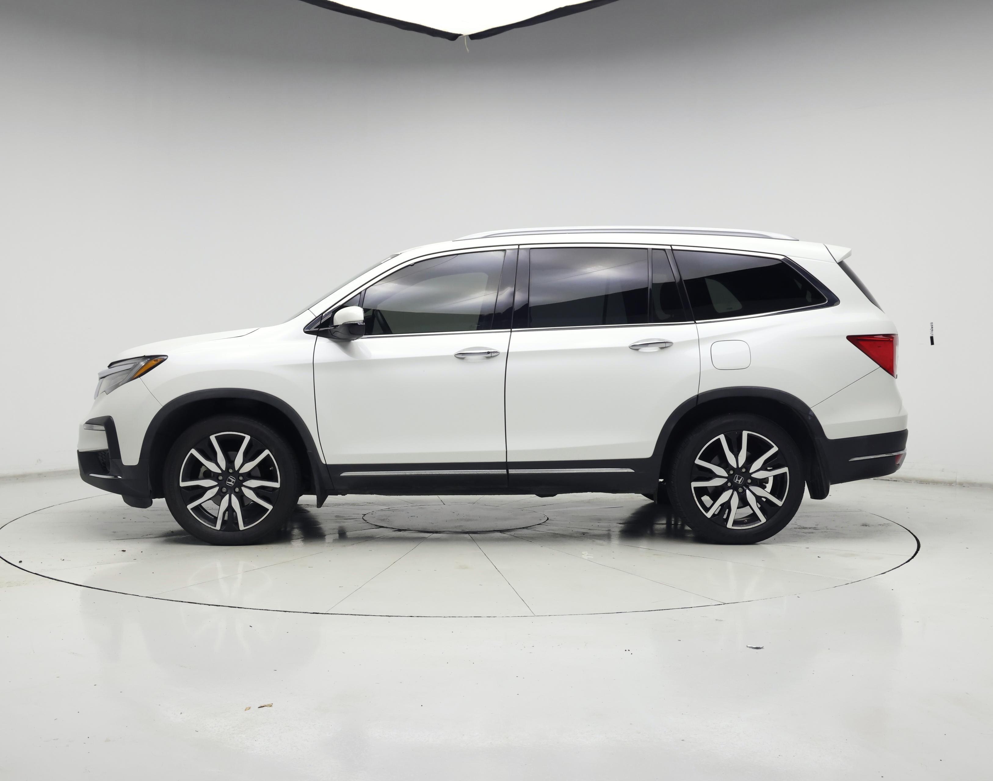 Thumbnail: 2021 Honda Pilot - 3