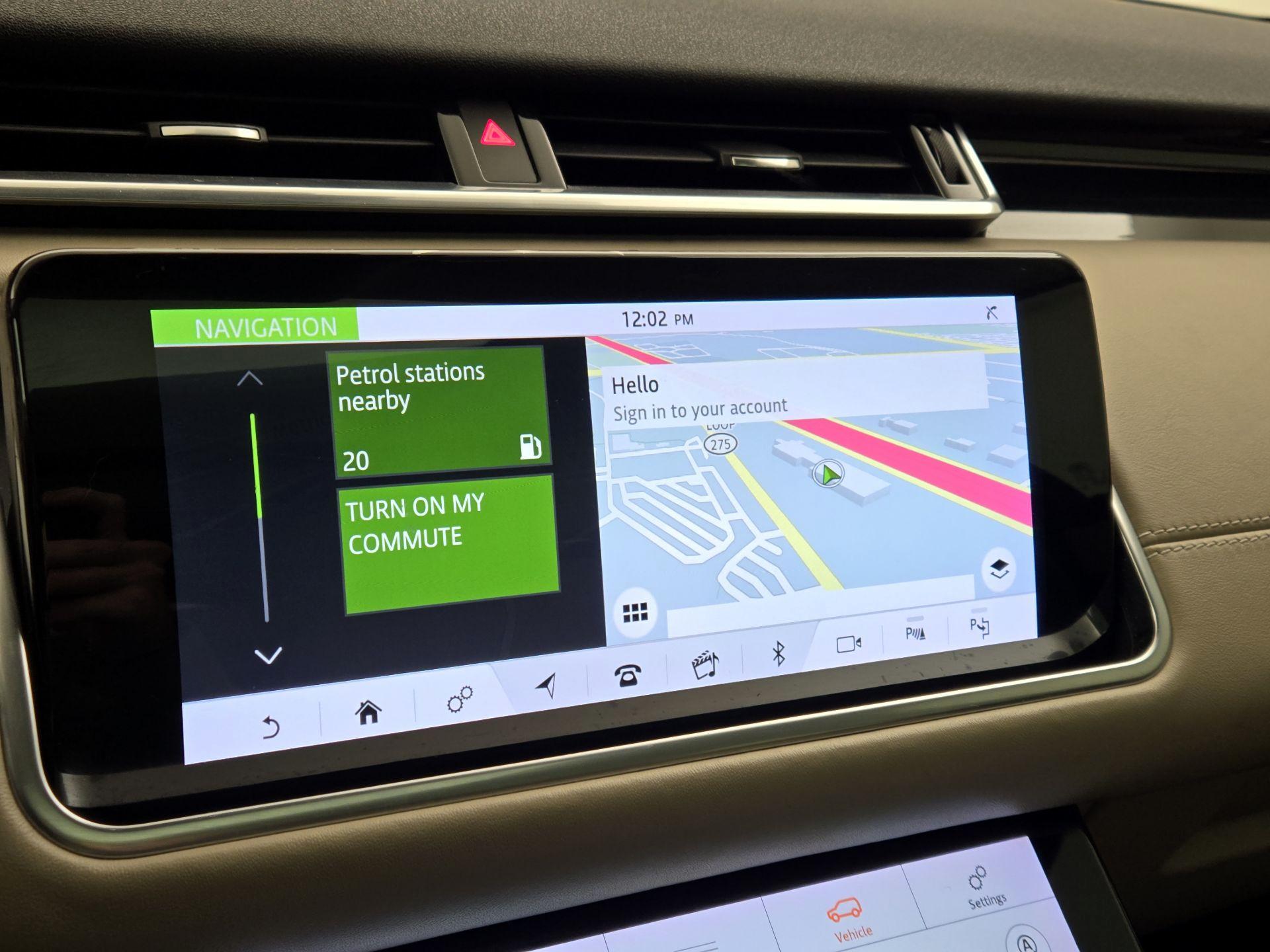 Thumbnail: 2018 Land Rover Range Rover Velar - 14